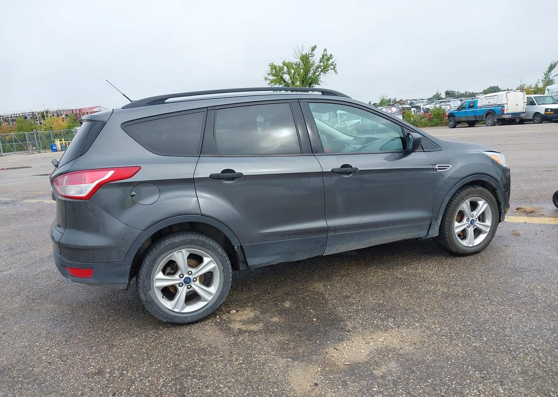 2015 FORD ESCAPE S