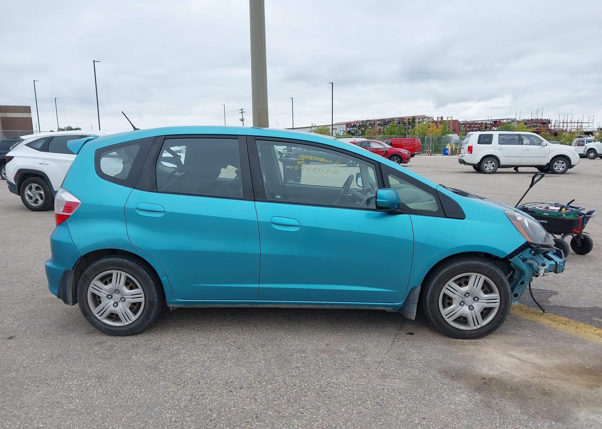 2013 HONDA FIT LX