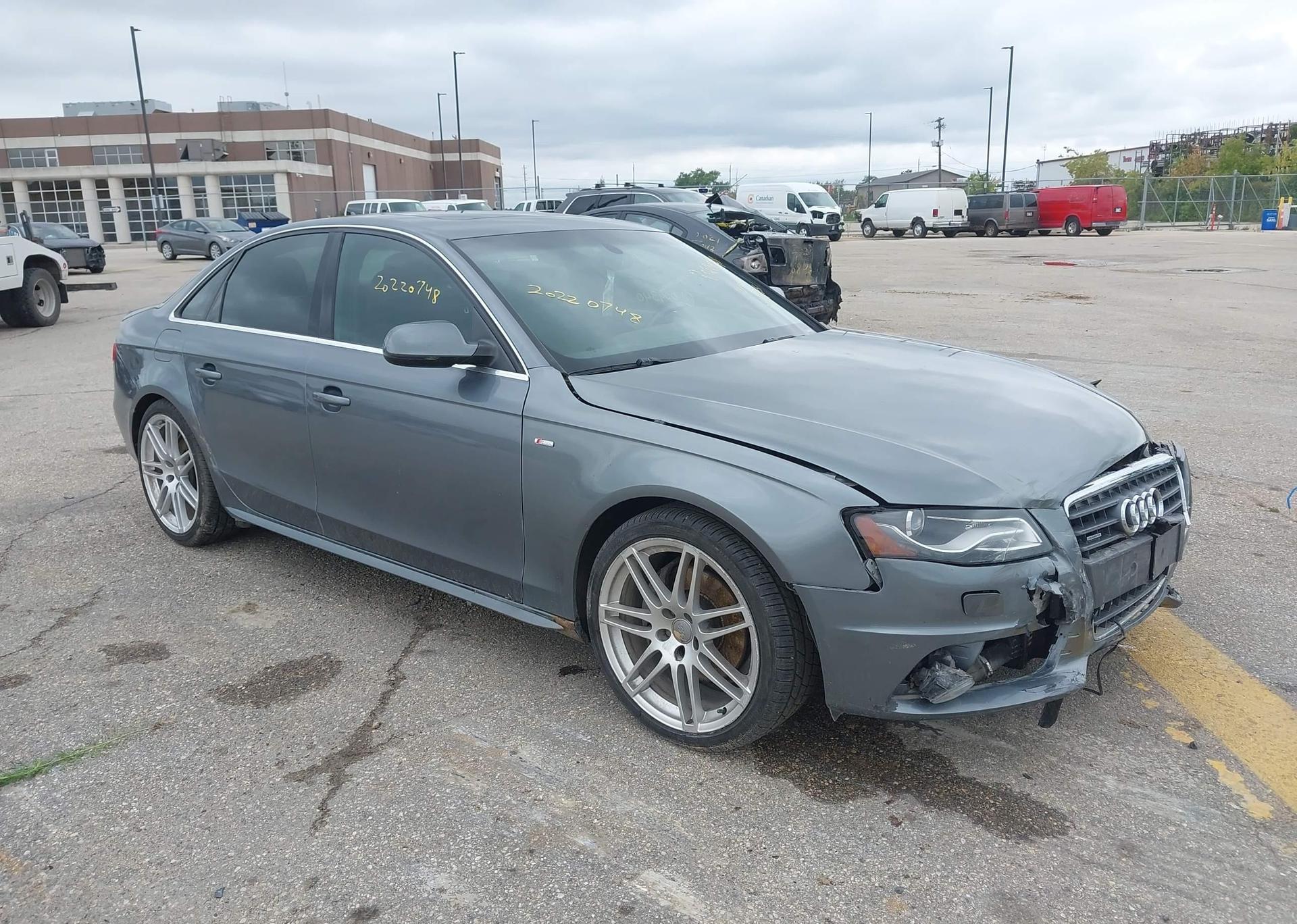 2012 AUDI A4 2.0T QUATTRO