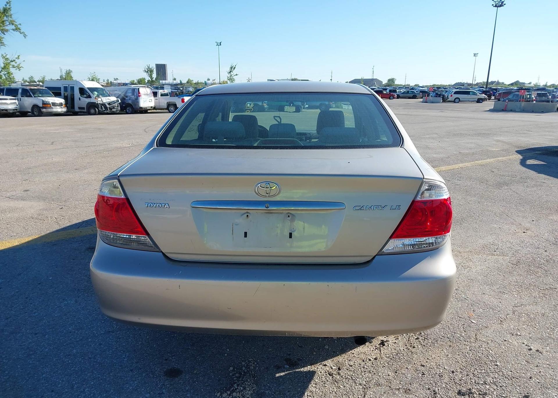 2006 TOYOTA CAMRY LE