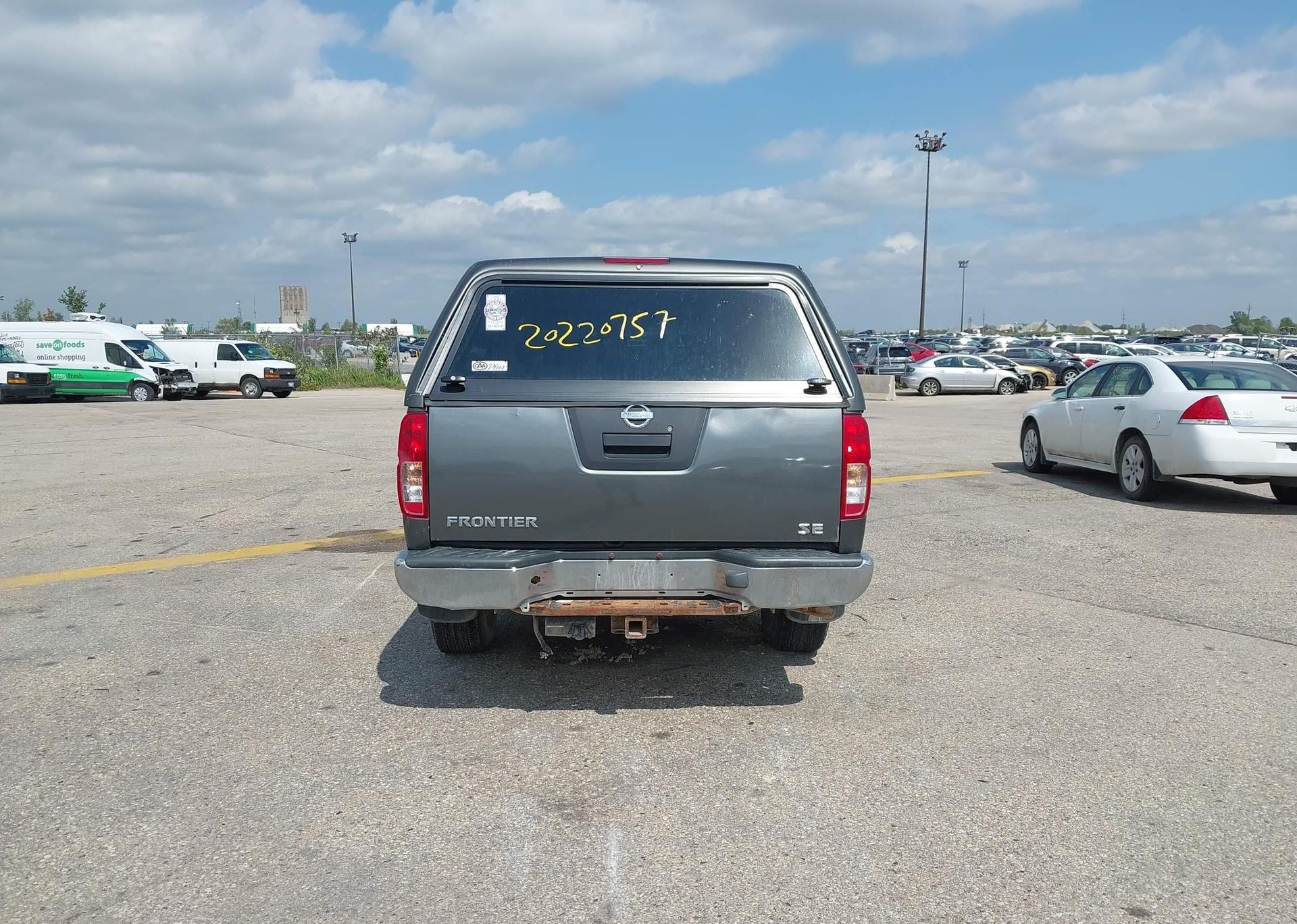 2005 NISSAN FRONTIER SE KING CAB V6