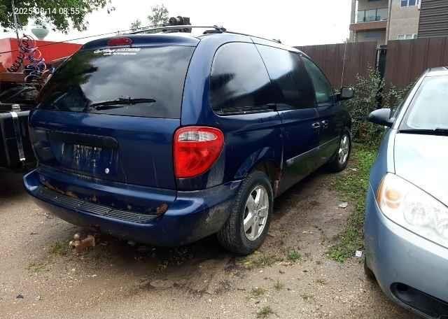 2006 DODGE CARAVAN SE