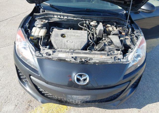 2013 MAZDA MAZDA3 GS