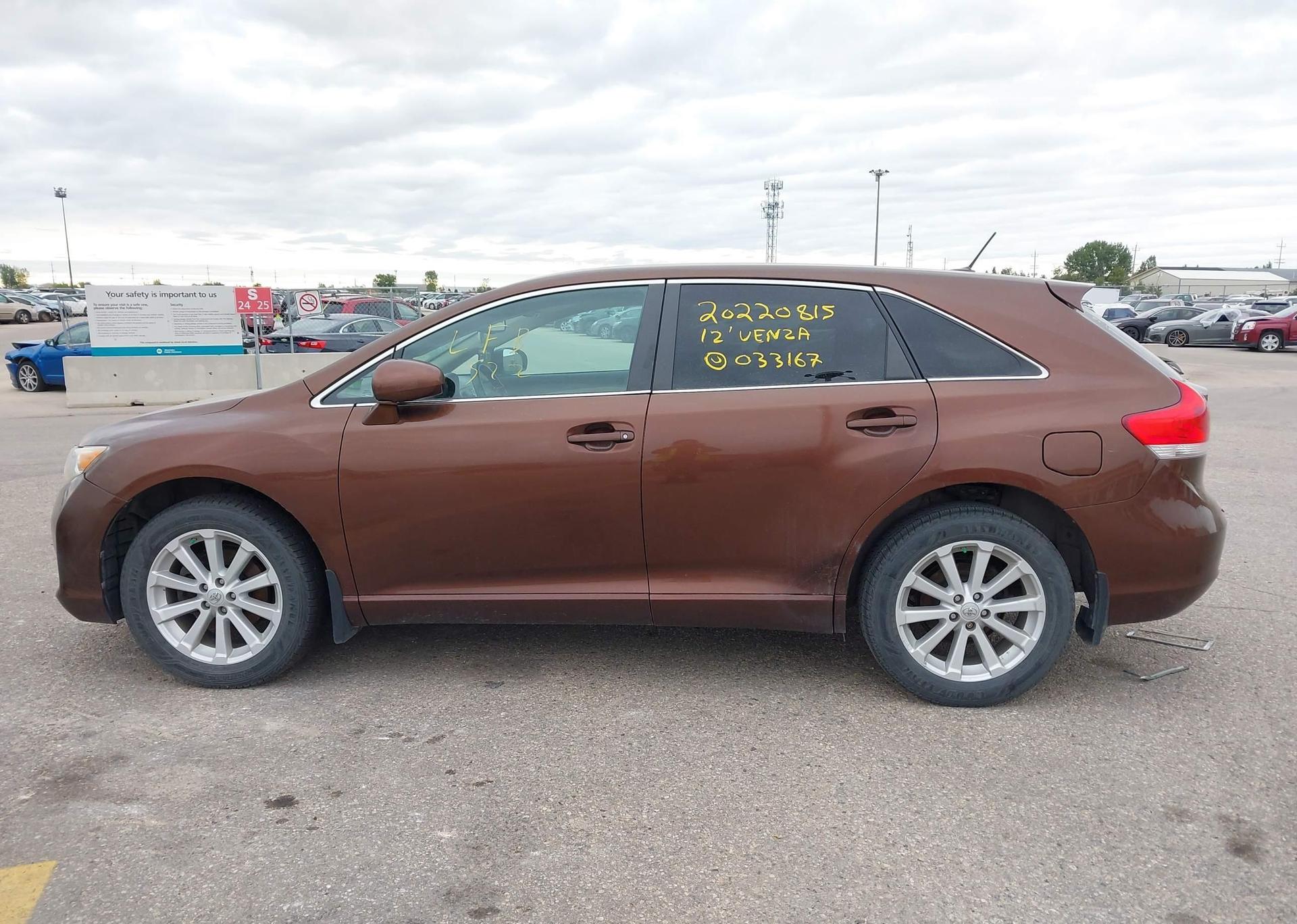2012 TOYOTA VENZA