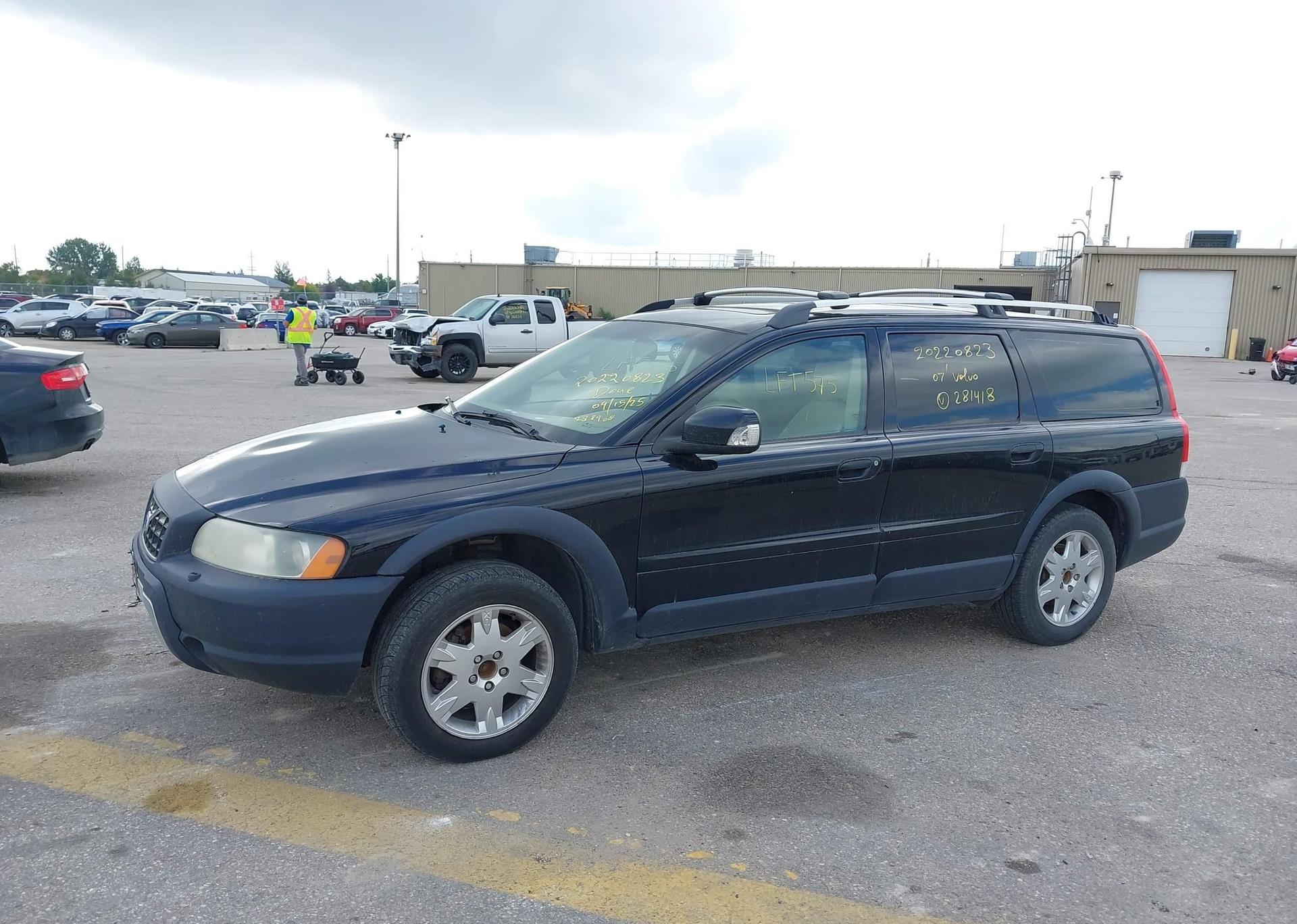 2007 VOLVO XC70