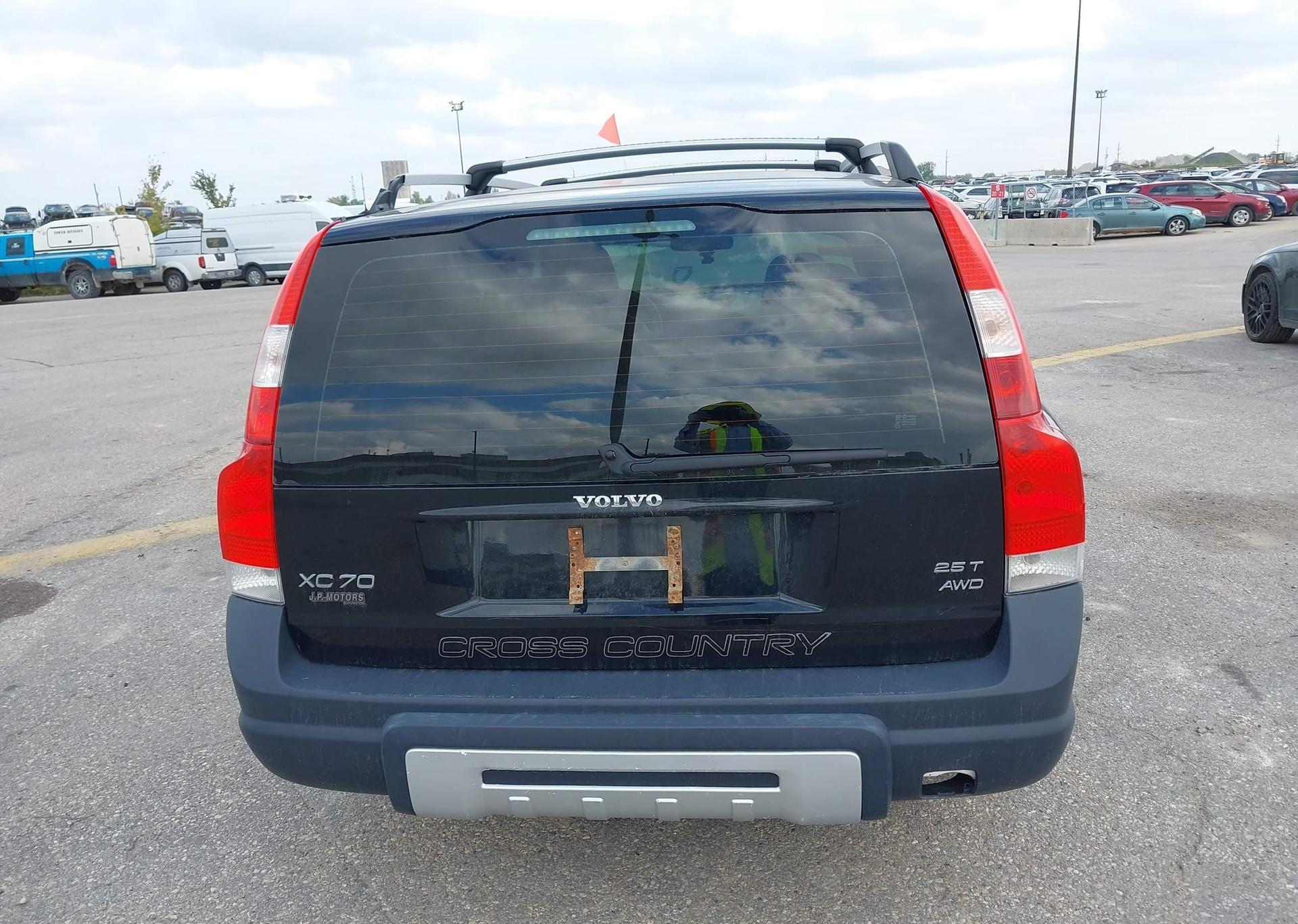 2007 VOLVO XC70