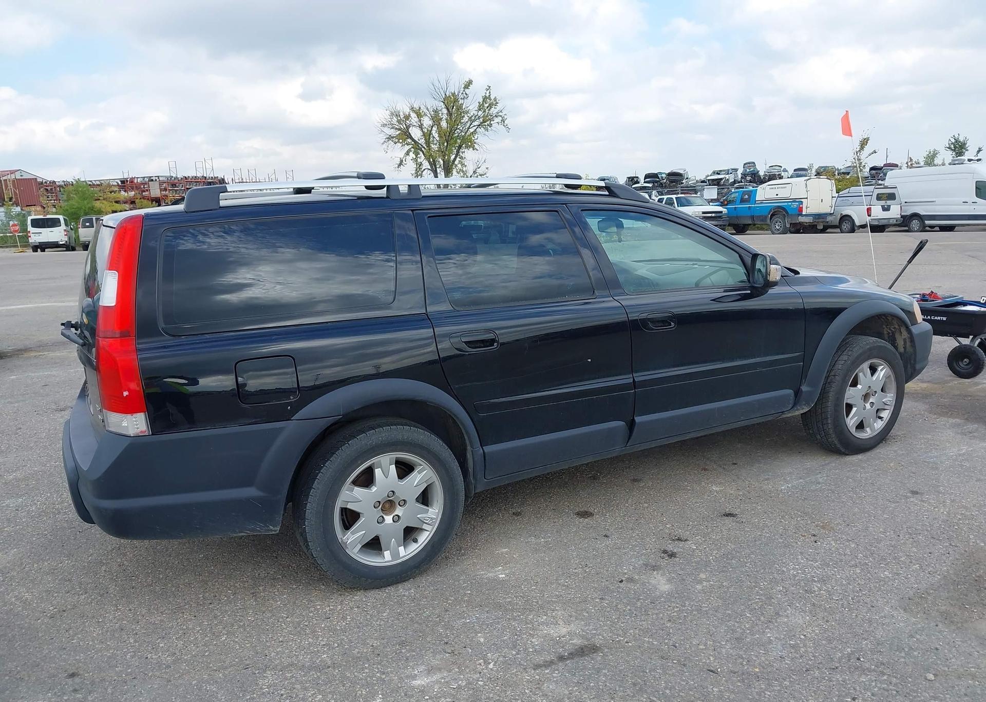 2007 VOLVO XC70