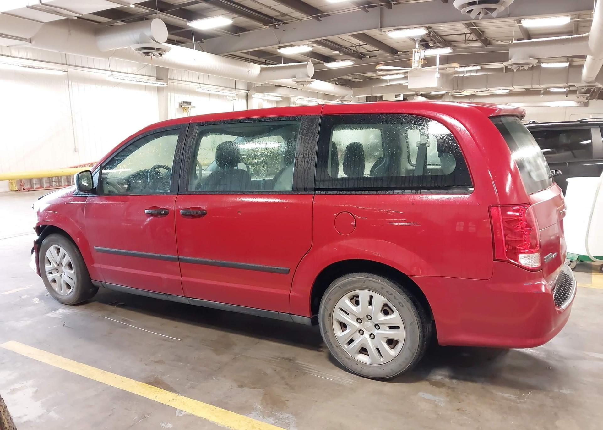 2015 DODGE GRAND CARAVAN SE