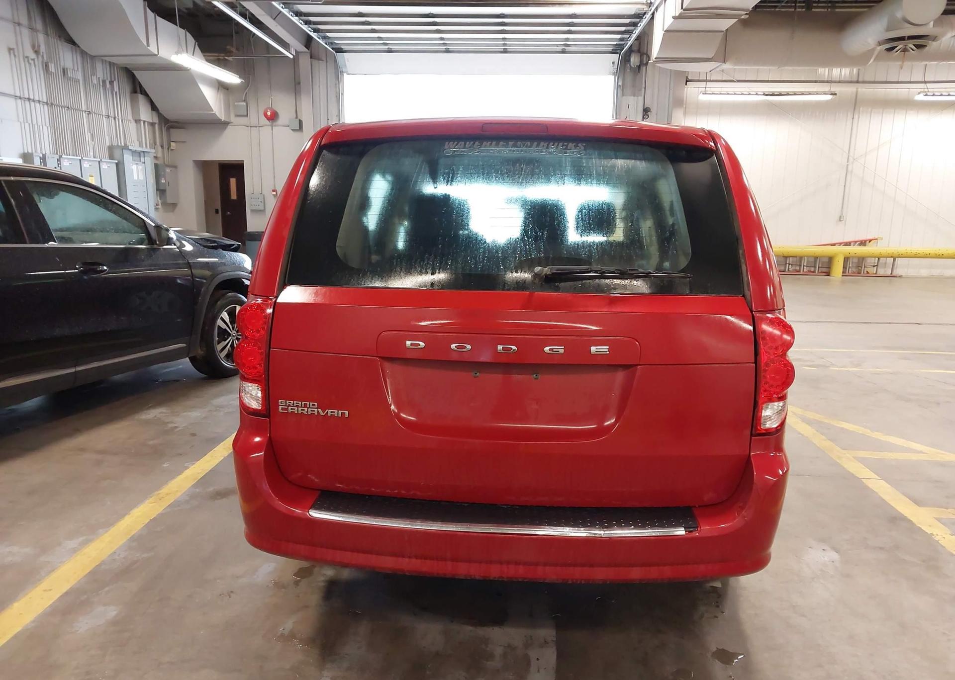 2015 DODGE GRAND CARAVAN SE