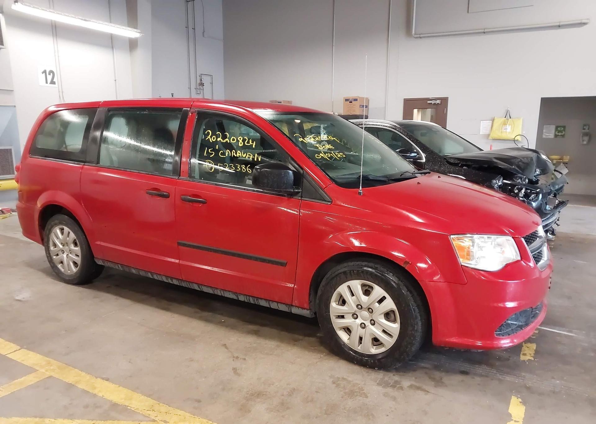 2015 DODGE GRAND CARAVAN SE