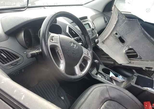 2010 HYUNDAI TUCSON LIMITED