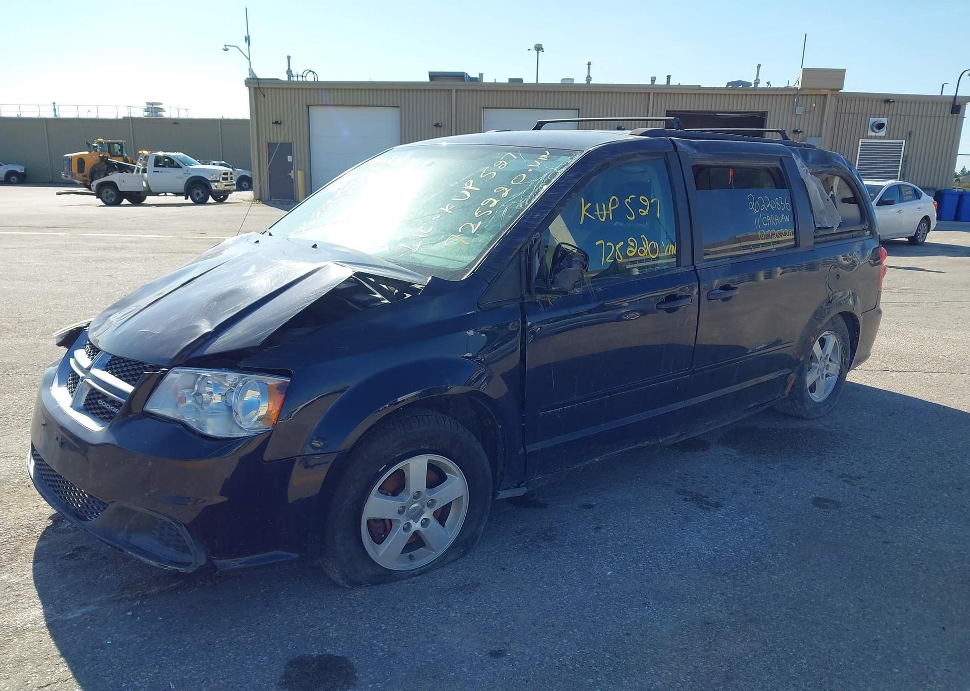 2011 DODGE GRAND CARAVAN SE
