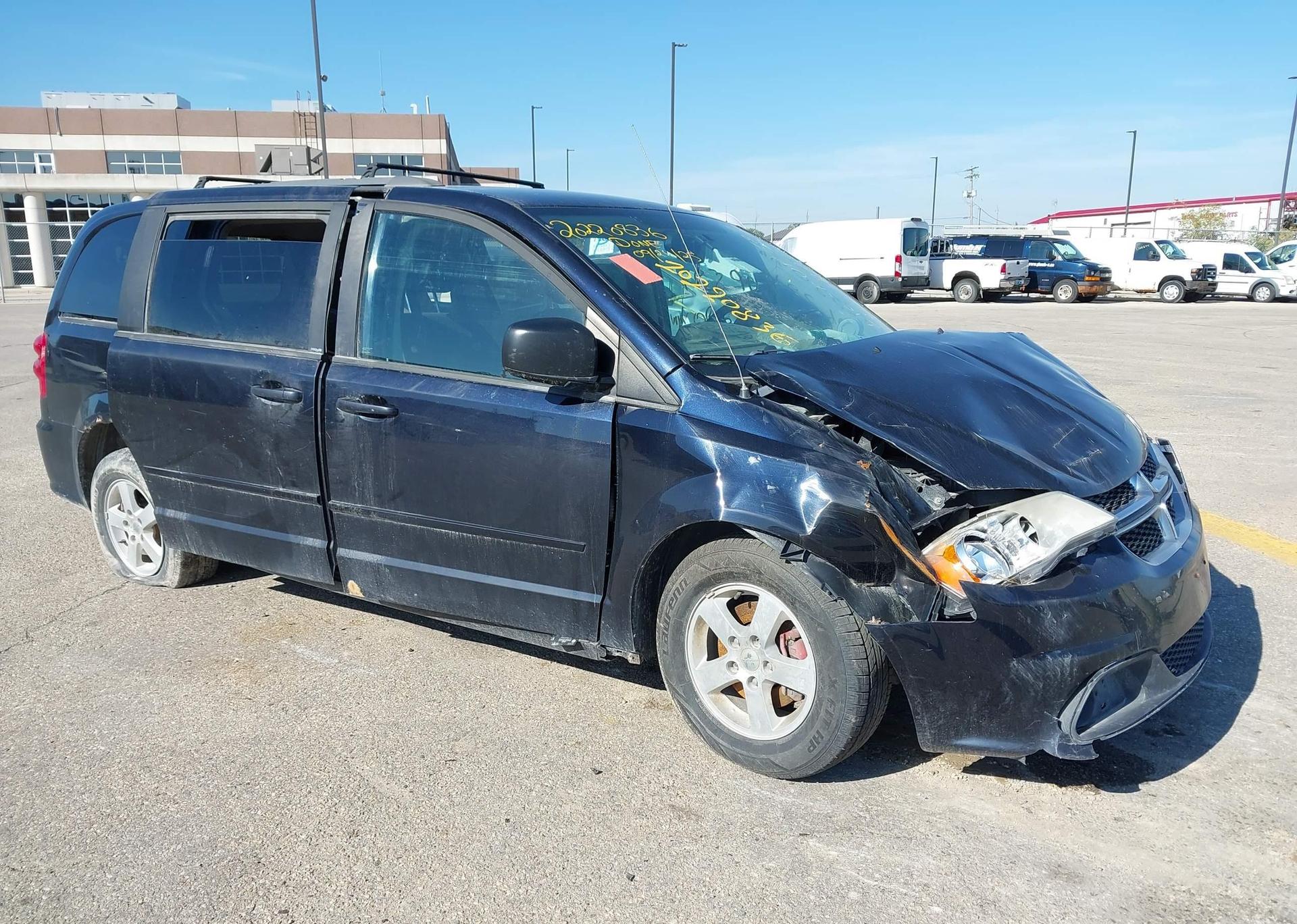 2011 DODGE GRAND CARAVAN SE