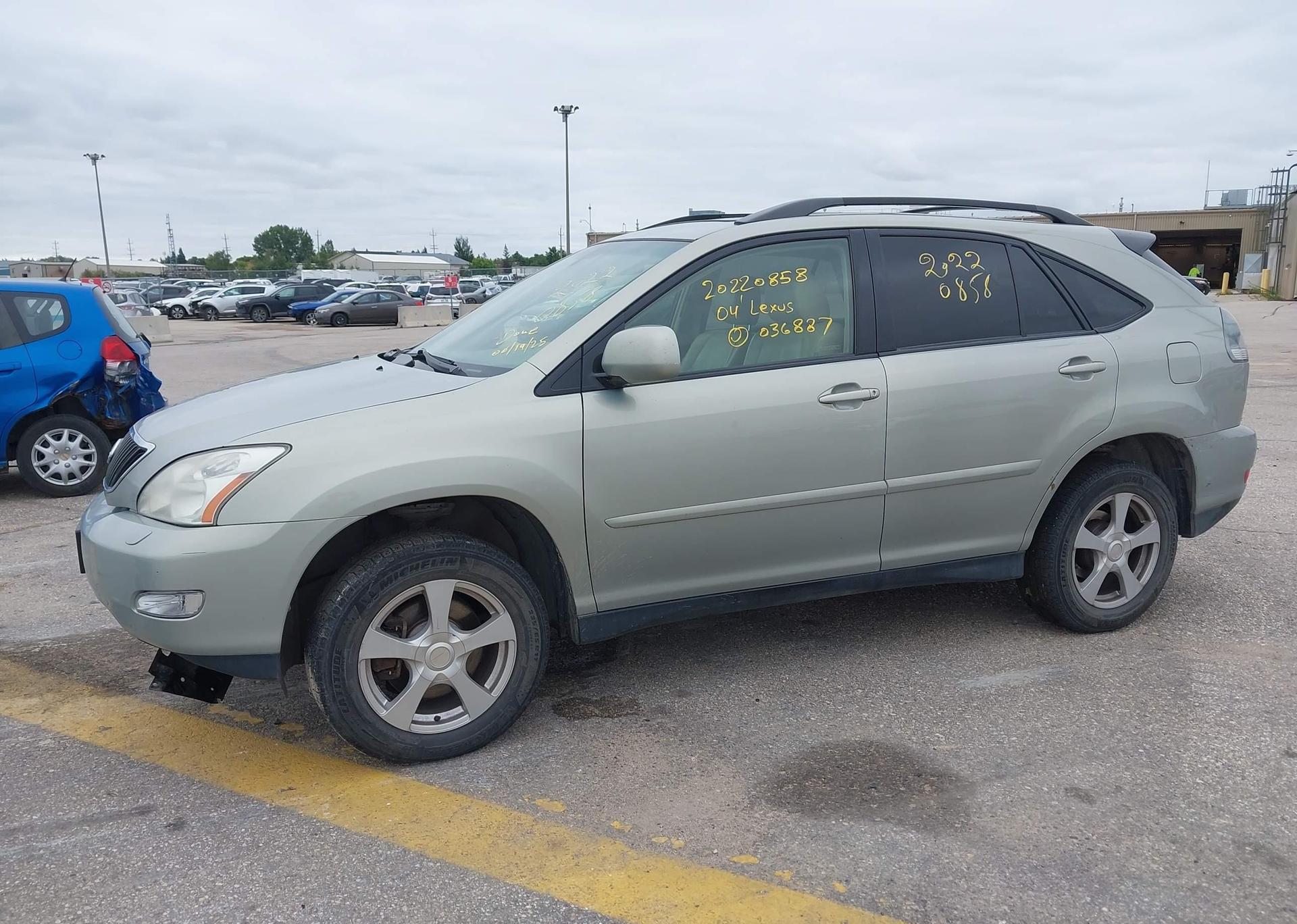2004 LEXUS RX330