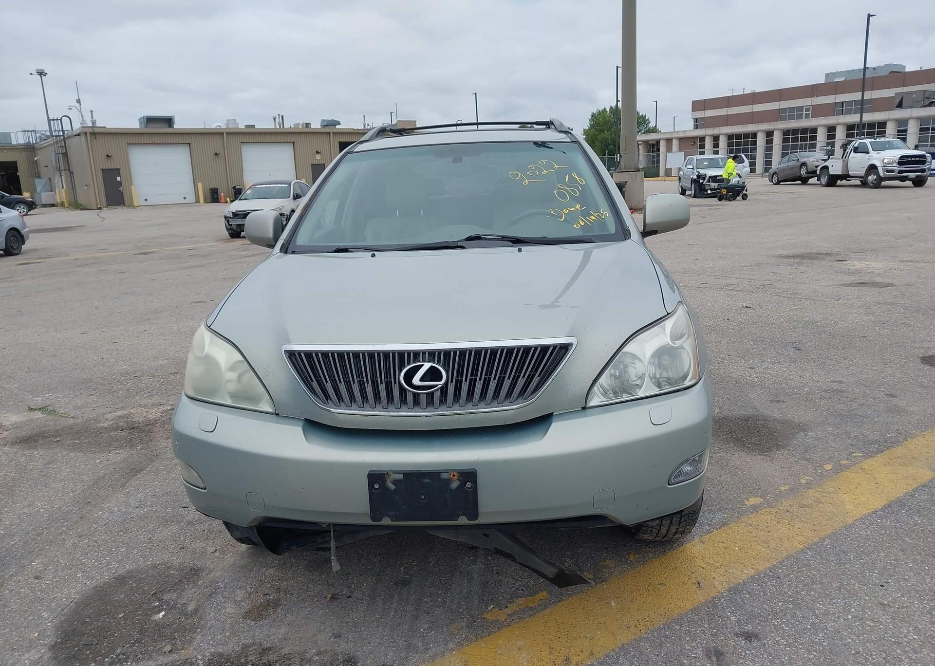2004 LEXUS RX330