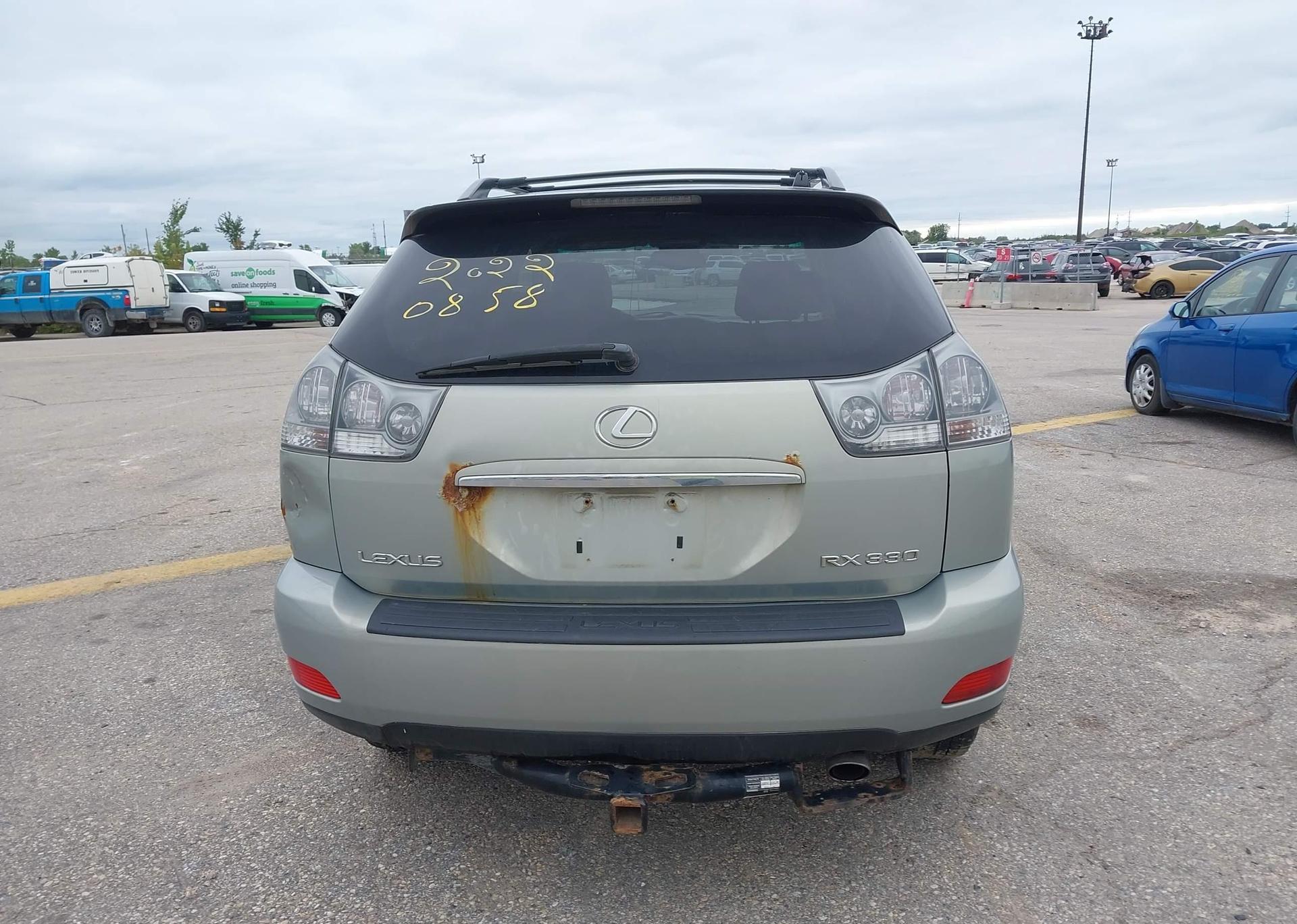 2004 LEXUS RX330