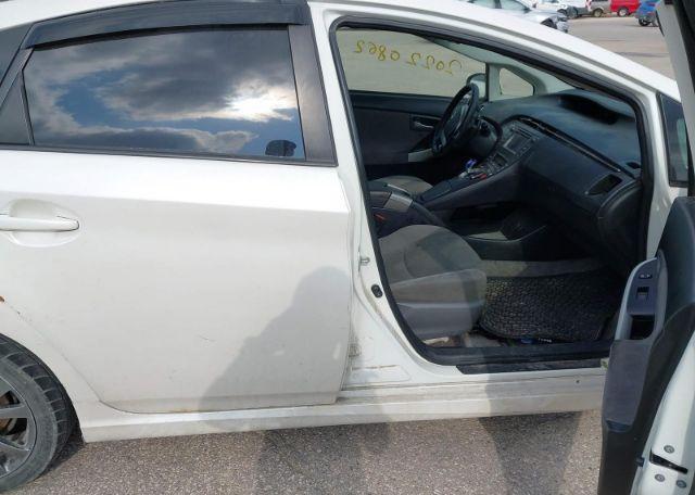 2013 TOYOTA PRIUS