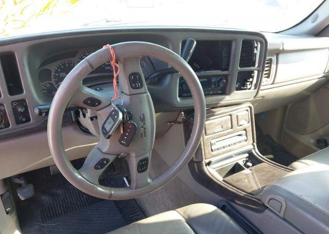 2003 GMC YUKON DENALI