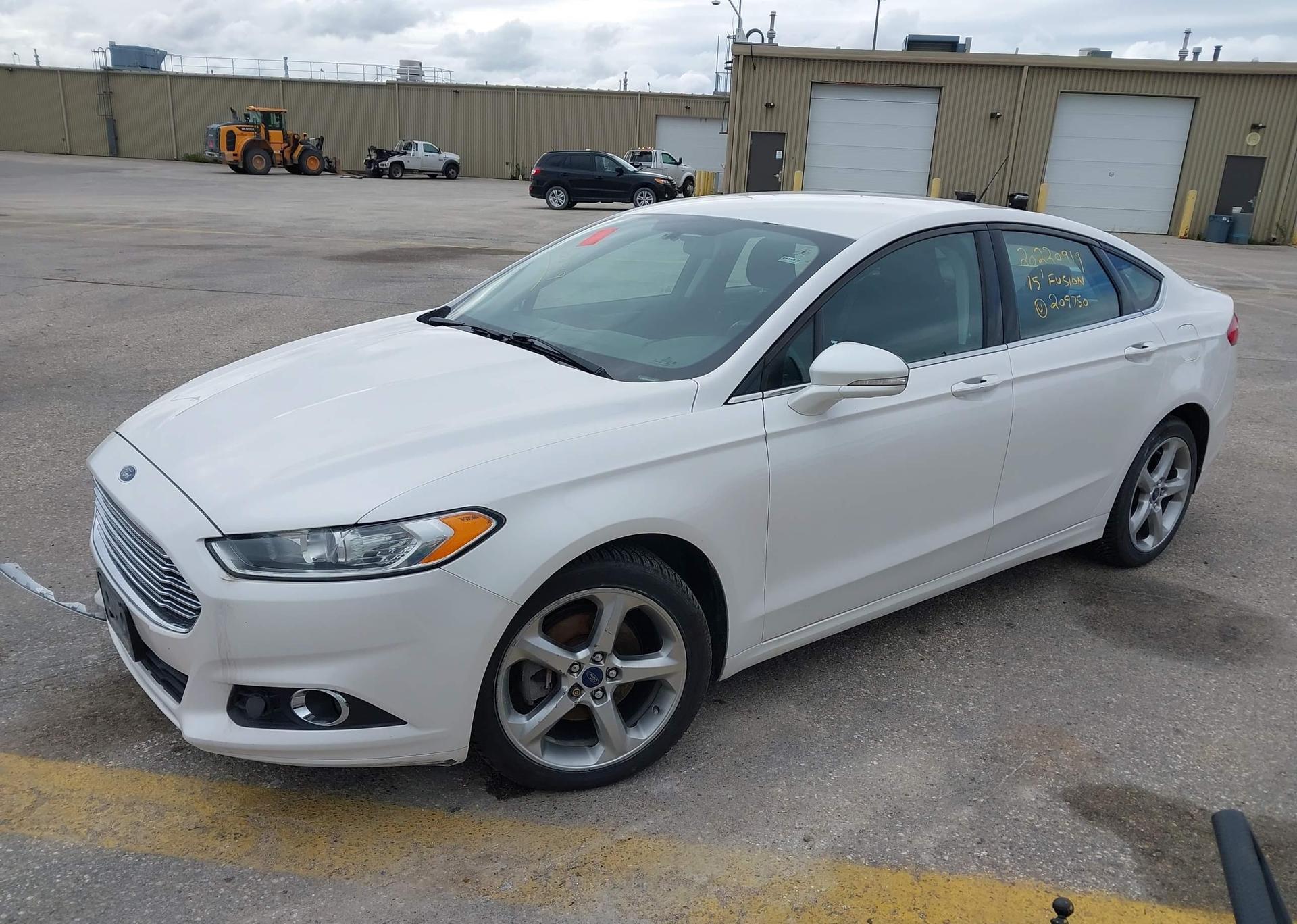 2015 FORD FUSION SE