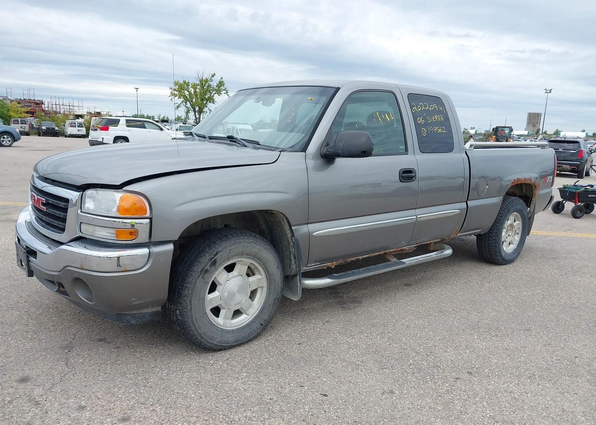 2006 GMC SIERRA 1500 SLE EXT CAB