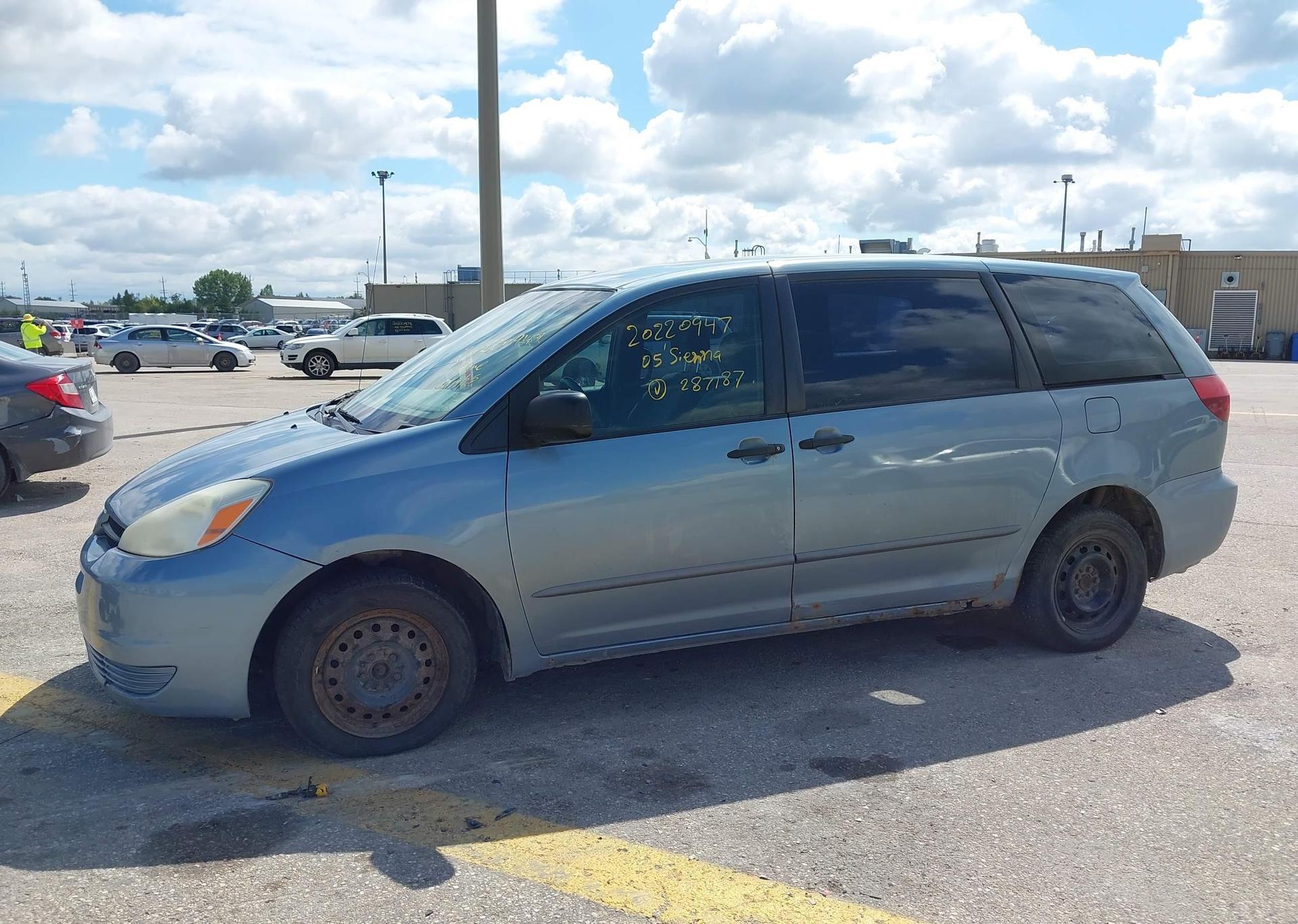 2005 TOYOTA SIENNA CE V6