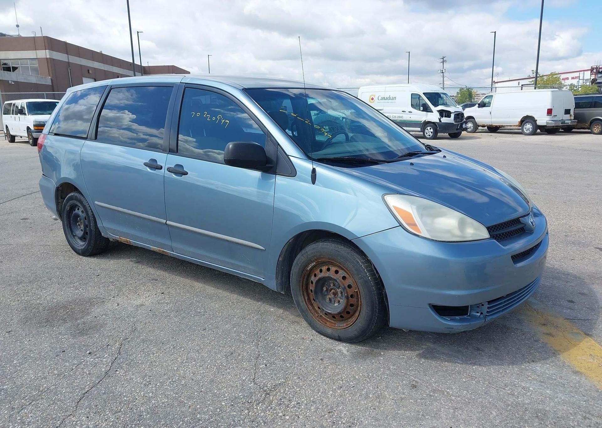 2005 TOYOTA SIENNA CE V6