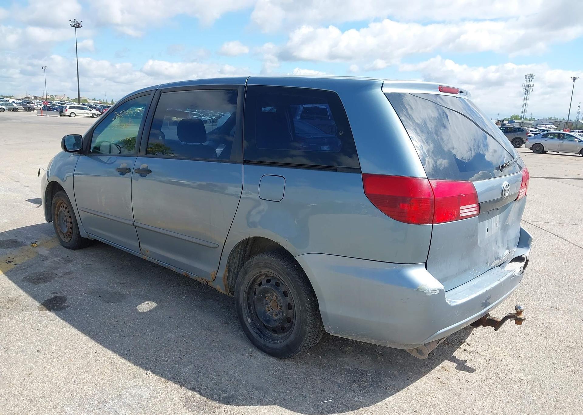 2005 TOYOTA SIENNA CE V6