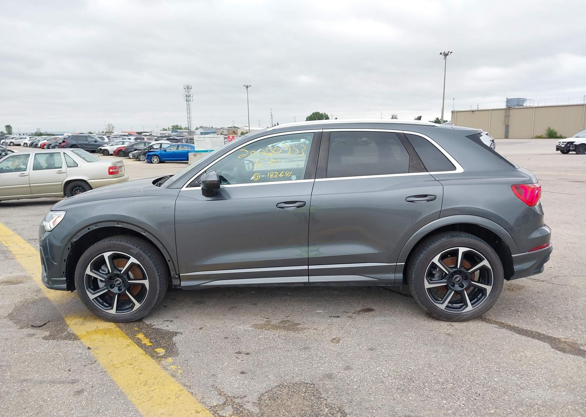 2024 AUDI Q3