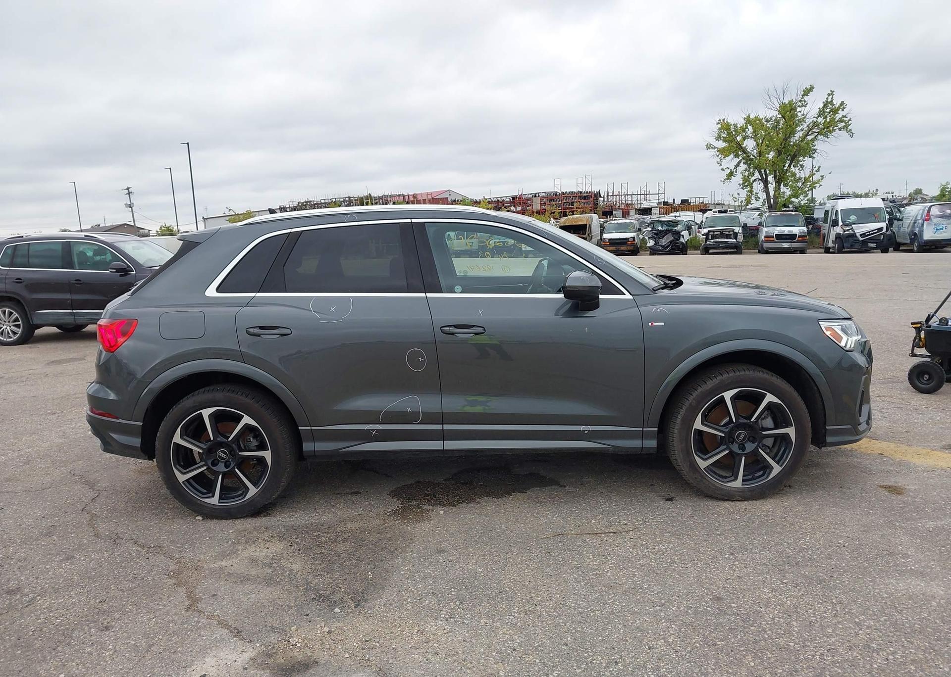 2024 AUDI Q3