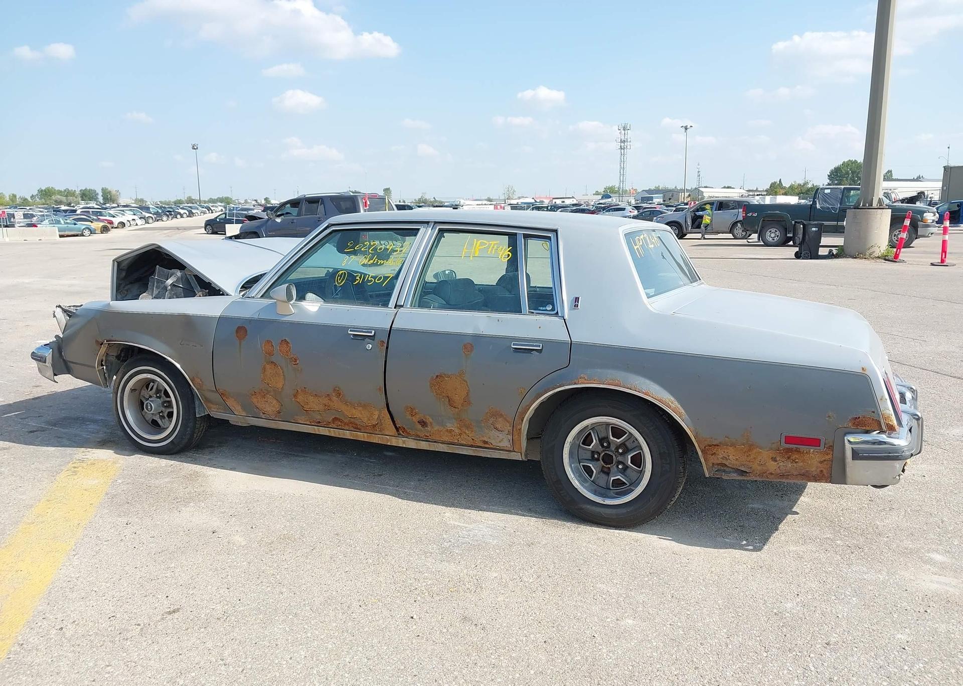 1987 OLDSMOBILE CUTLASS SUPREME