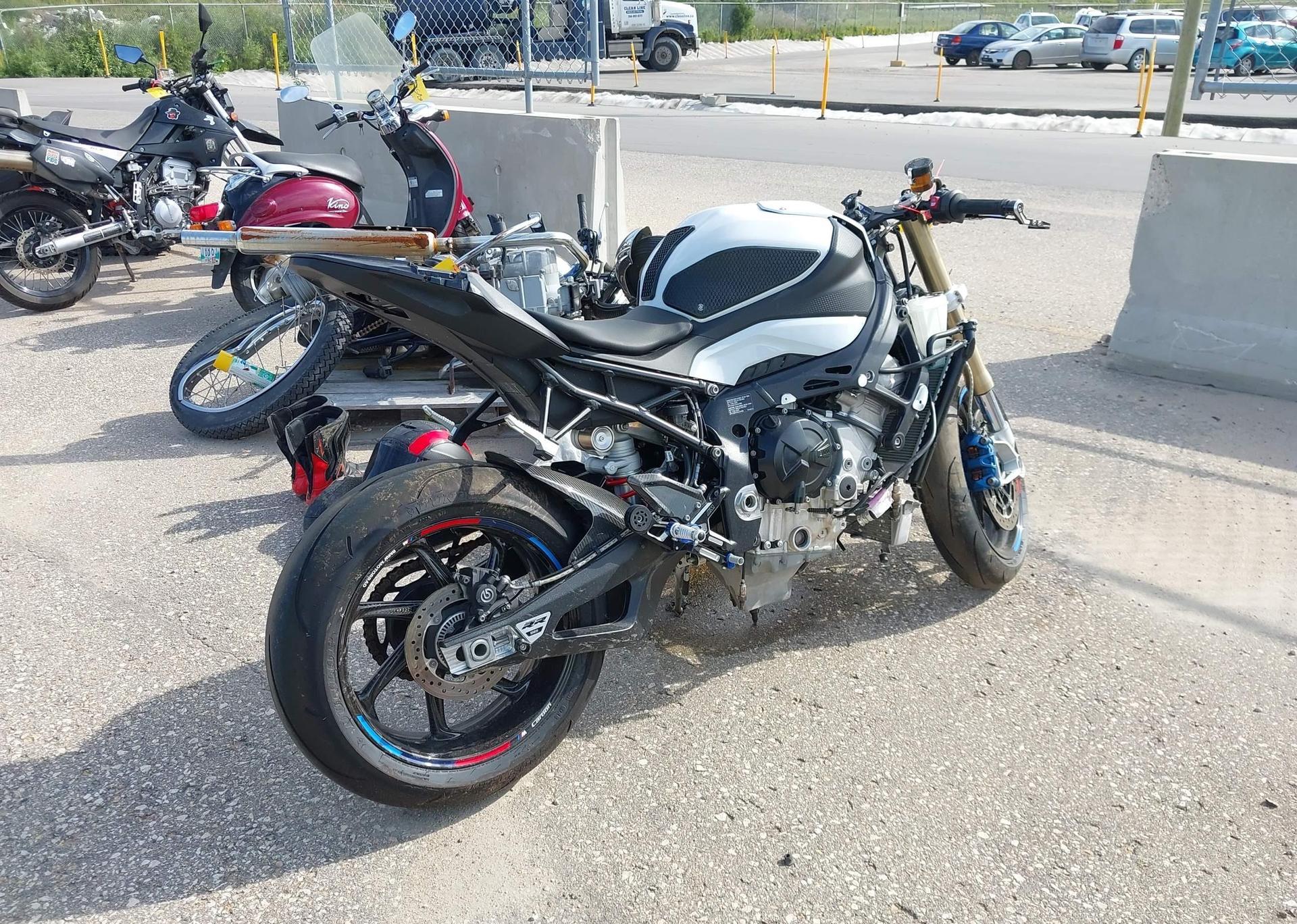 2024 BMW S1000RR