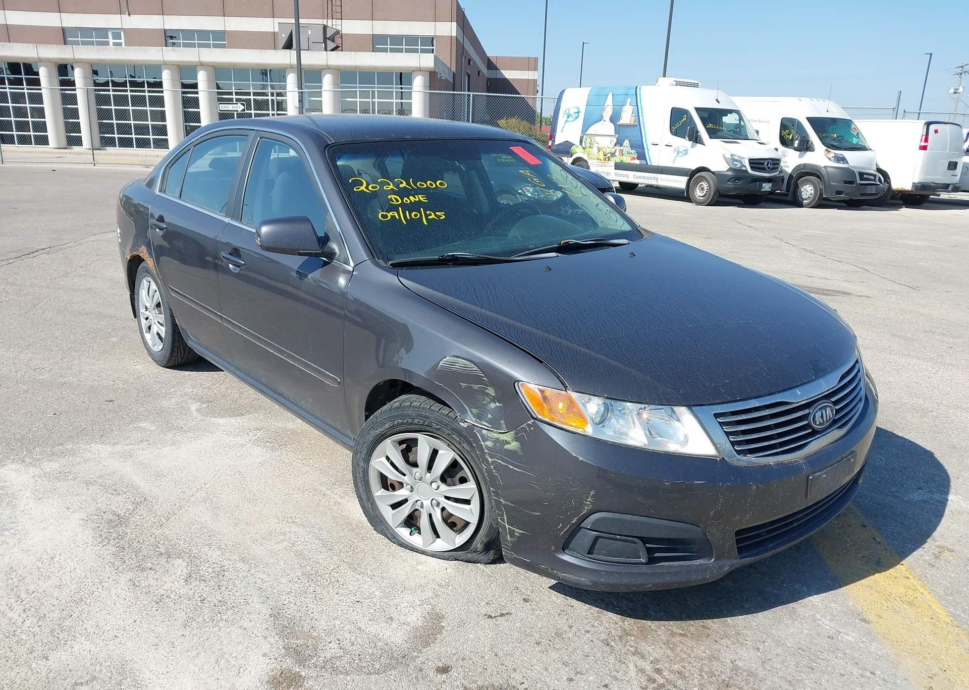 2010 KIA MAGENTIS LX