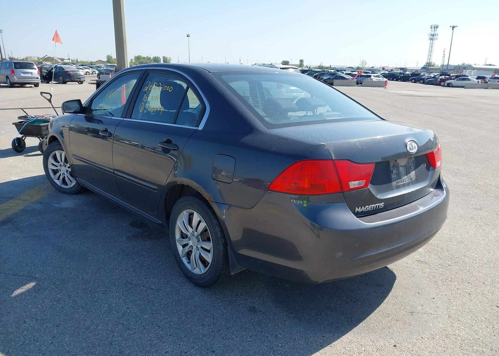 2010 KIA MAGENTIS LX