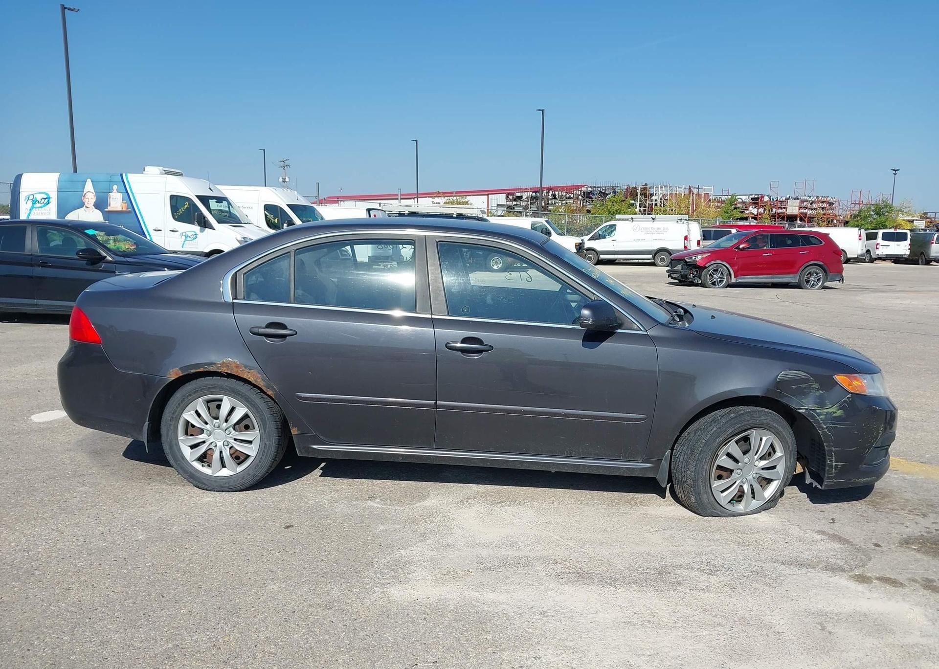 2010 KIA MAGENTIS LX