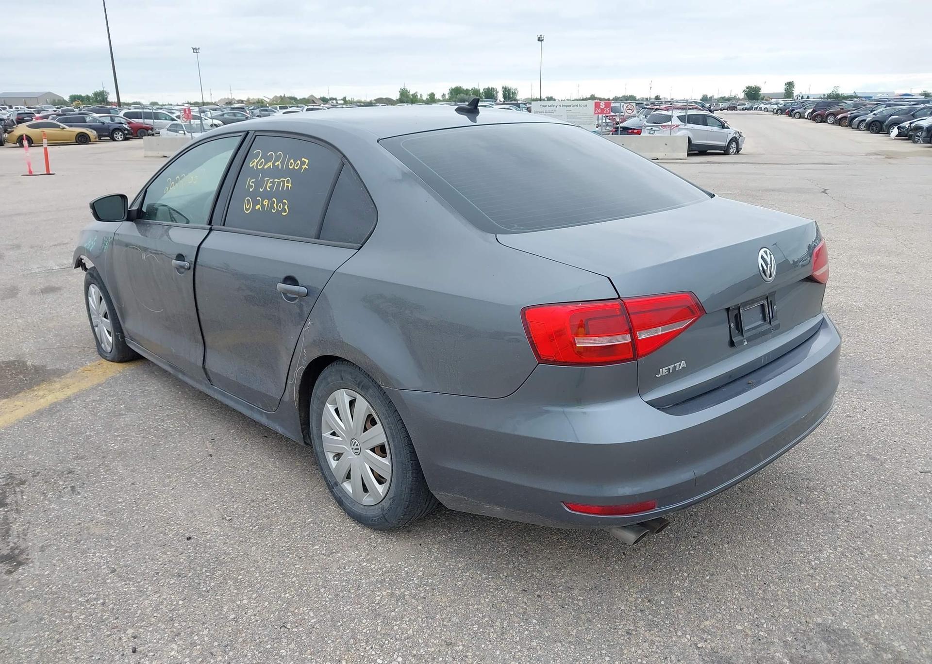 2015 VOLKSWAGEN JETTA 2.0