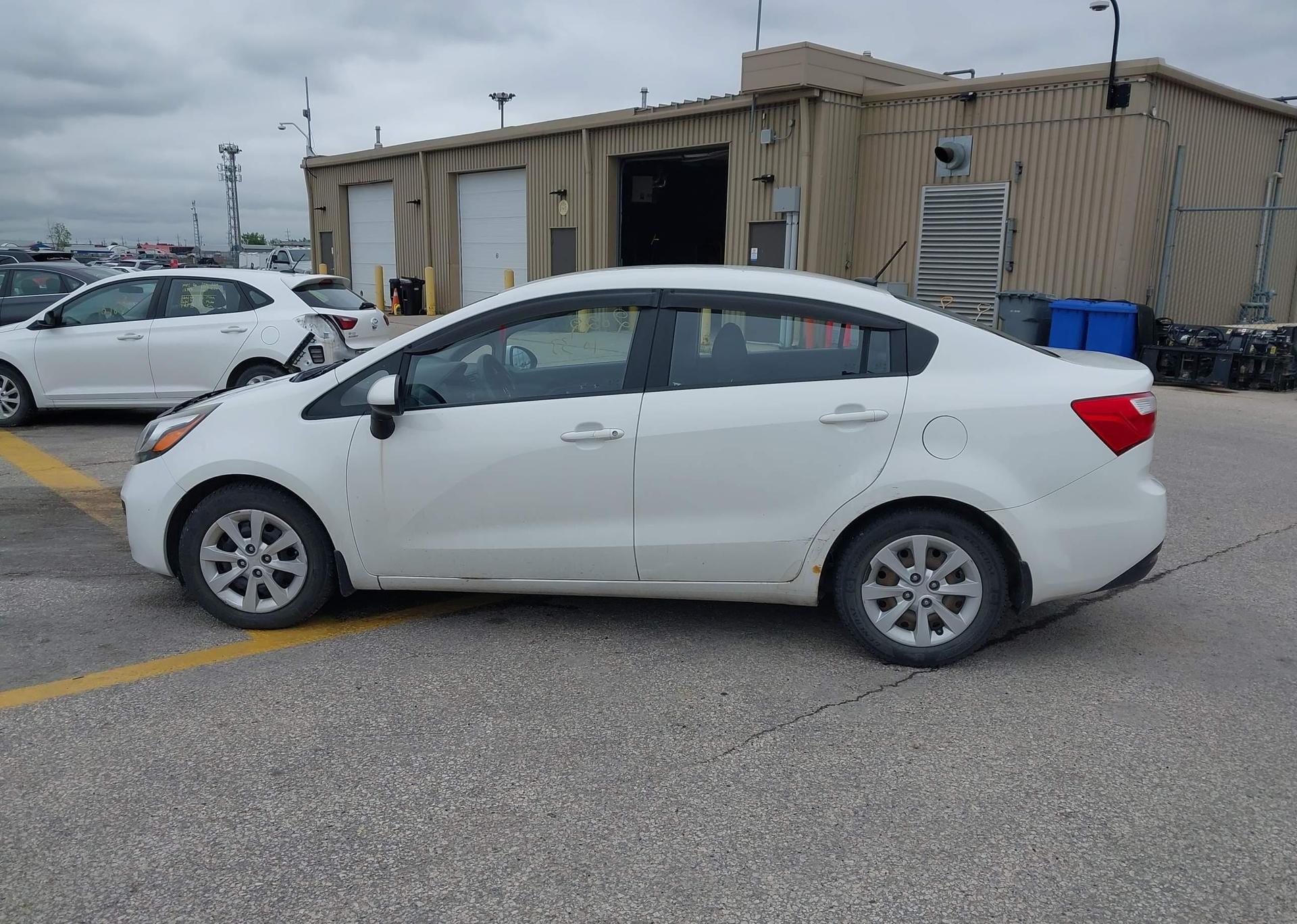 2013 KIA RIO LX