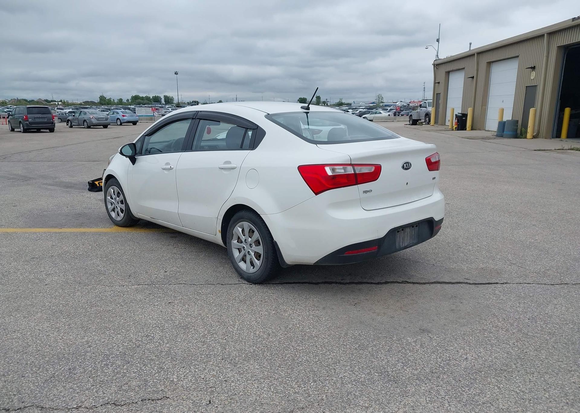 2013 KIA RIO LX