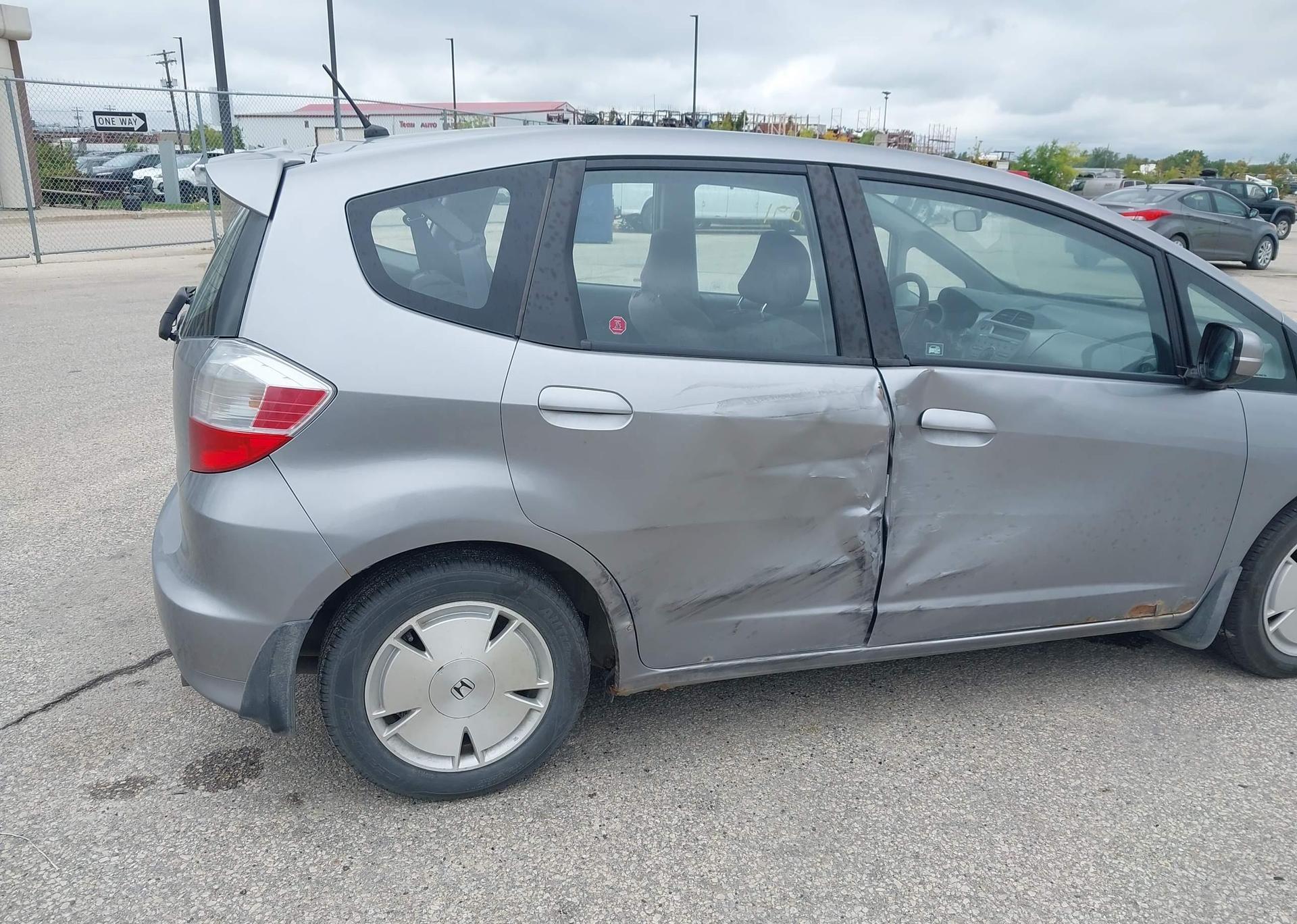2010 HONDA FIT LX