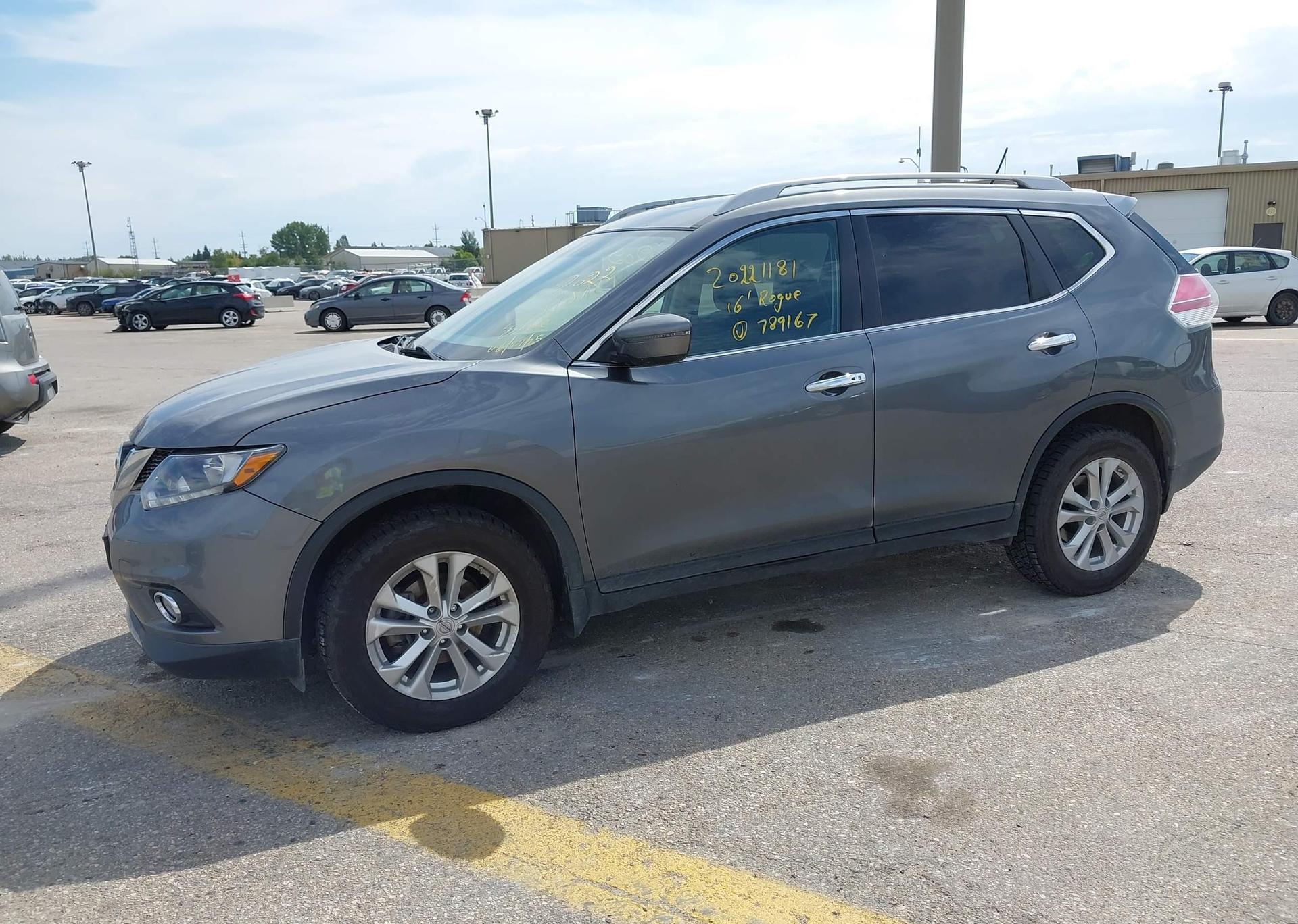 2016 NISSAN ROGUE SV