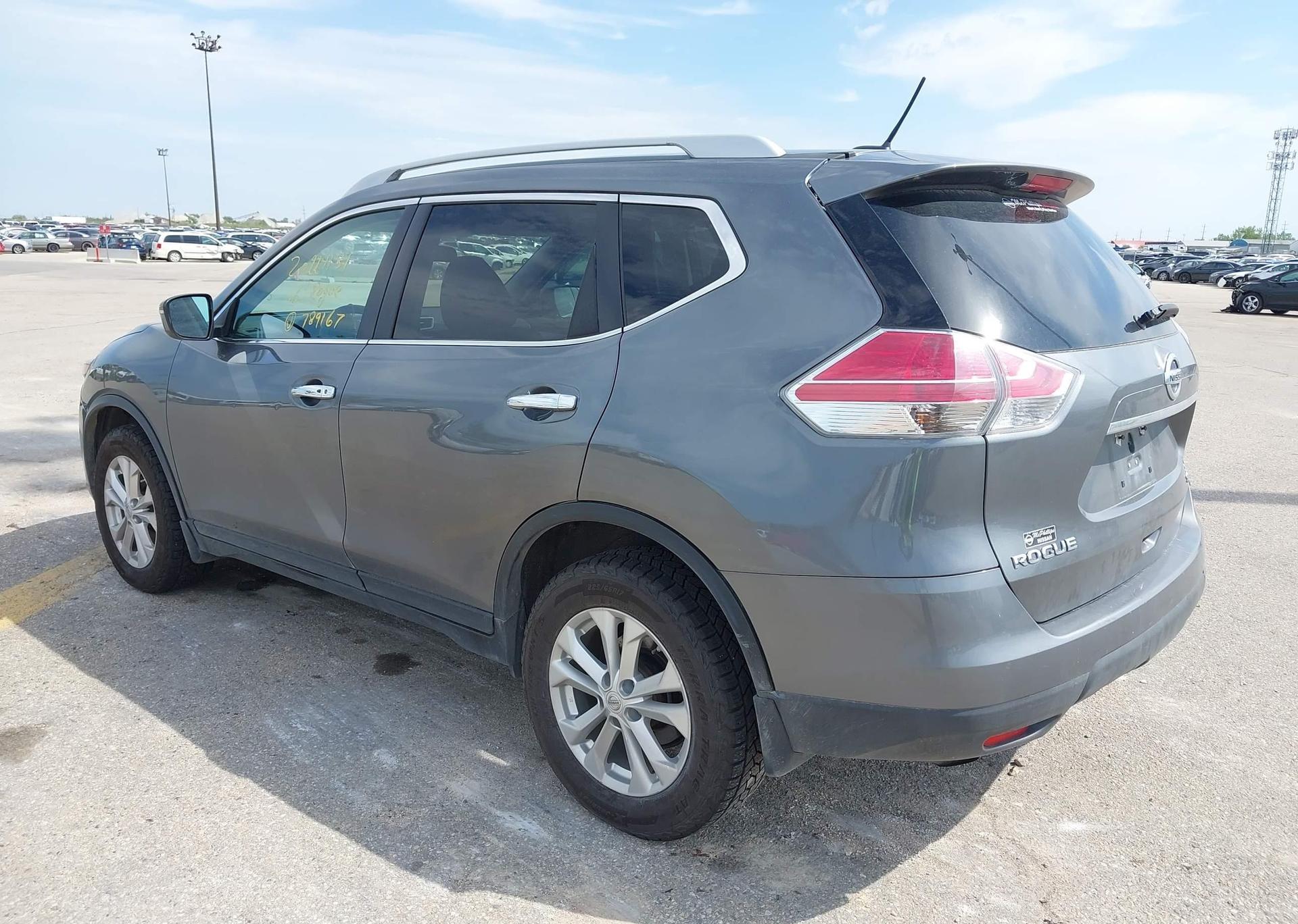 2016 NISSAN ROGUE SV