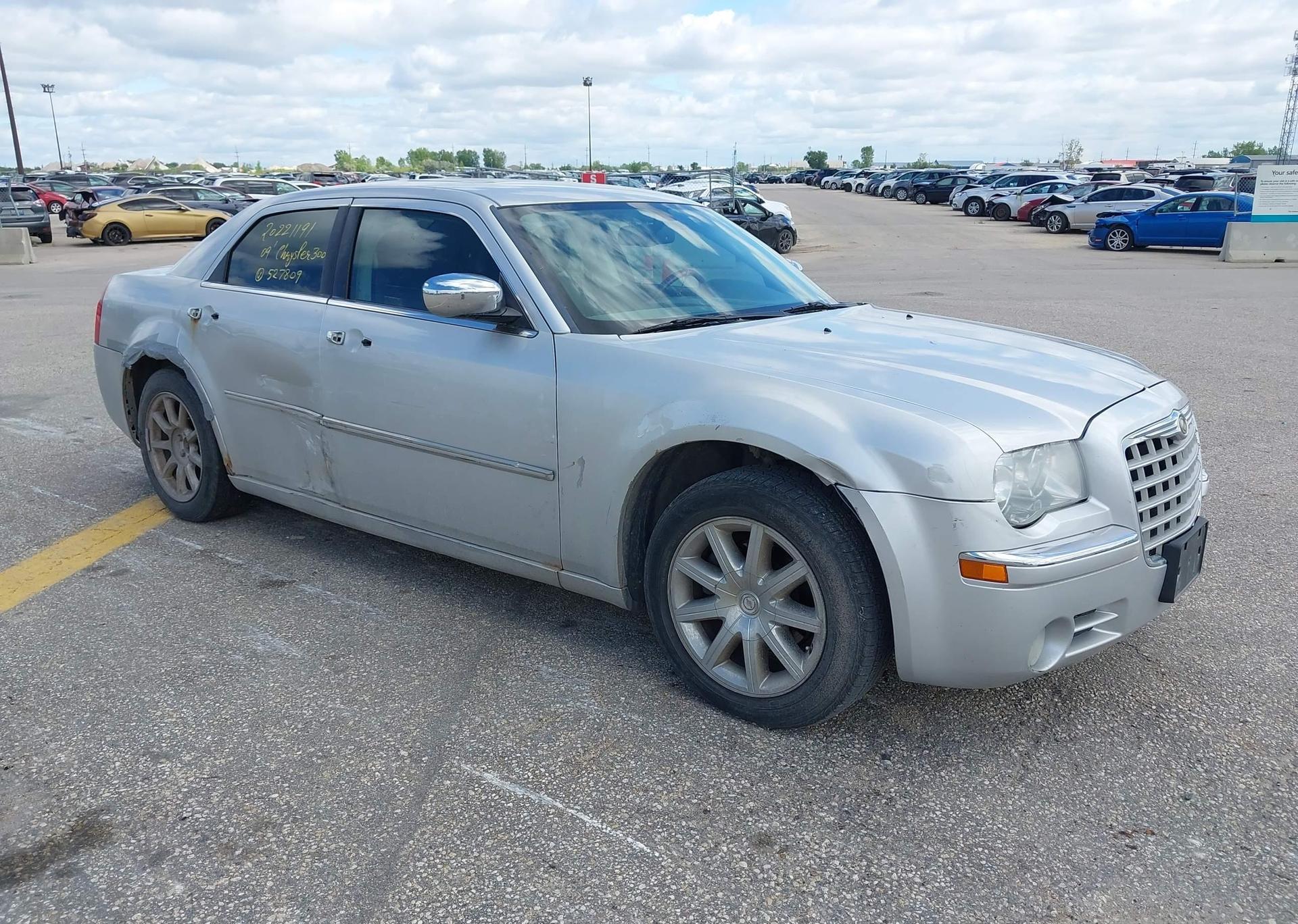 2009 CHRYSLER 300 LIMITED