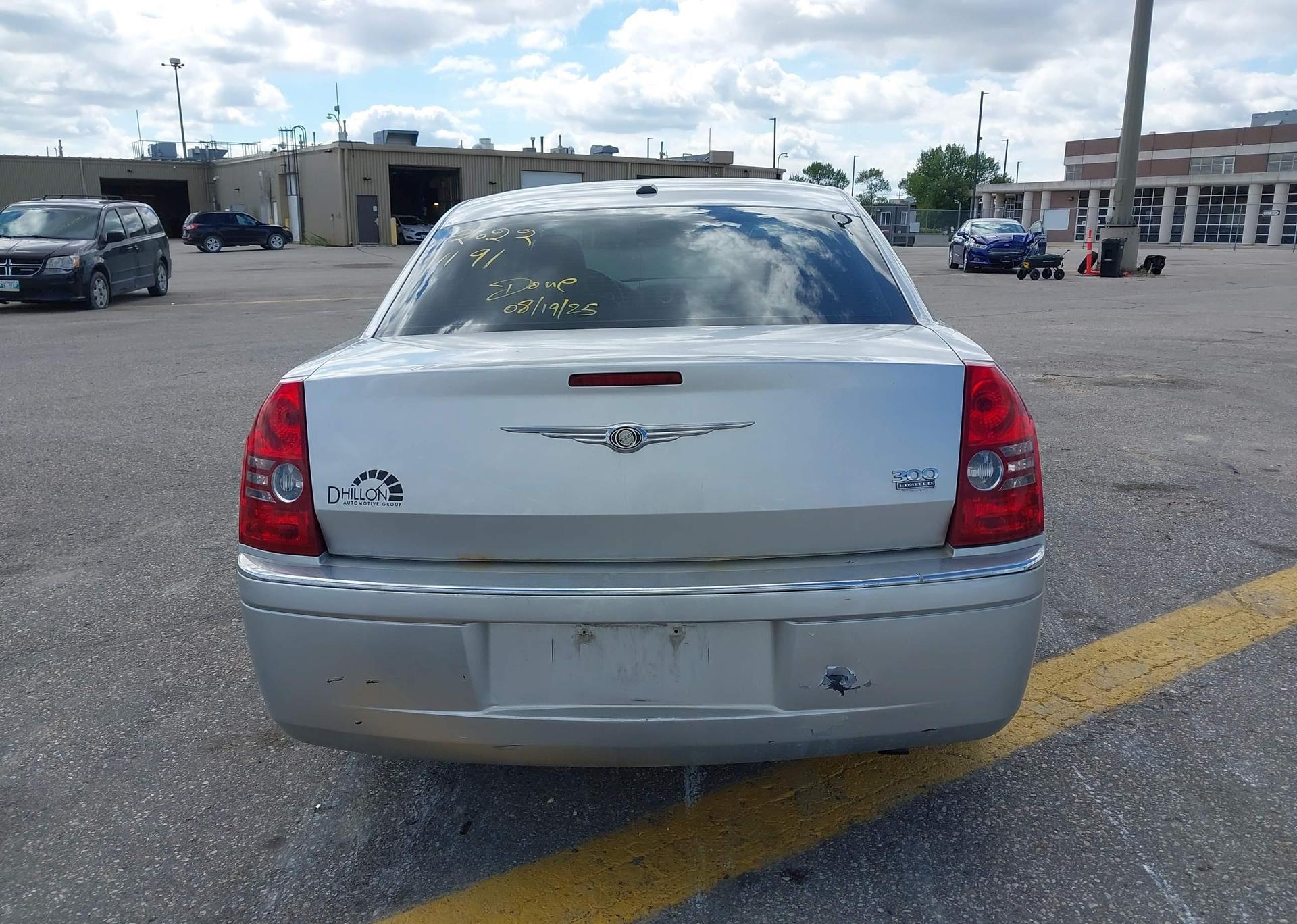 2009 CHRYSLER 300 LIMITED
