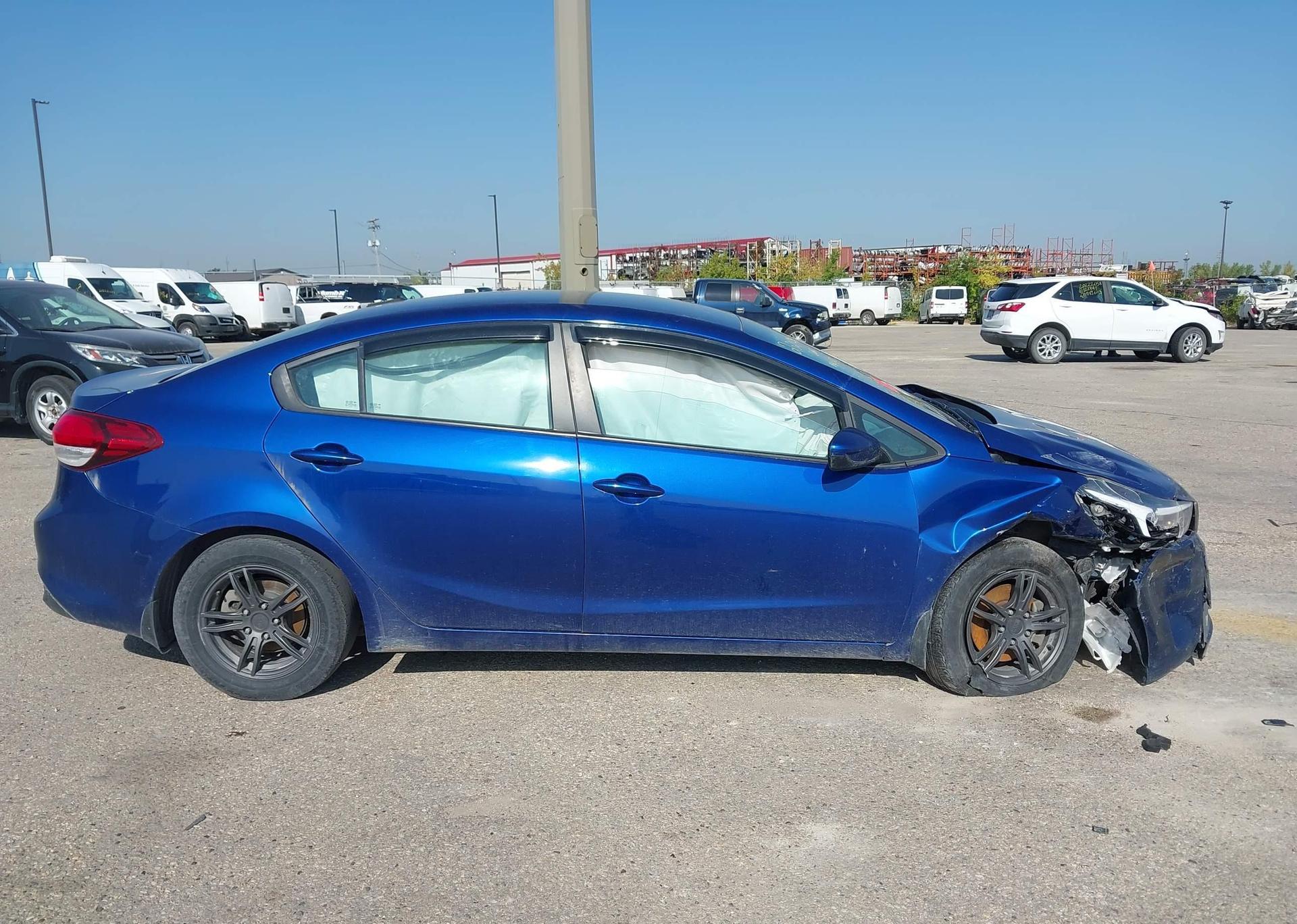 2017 KIA FORTE LX