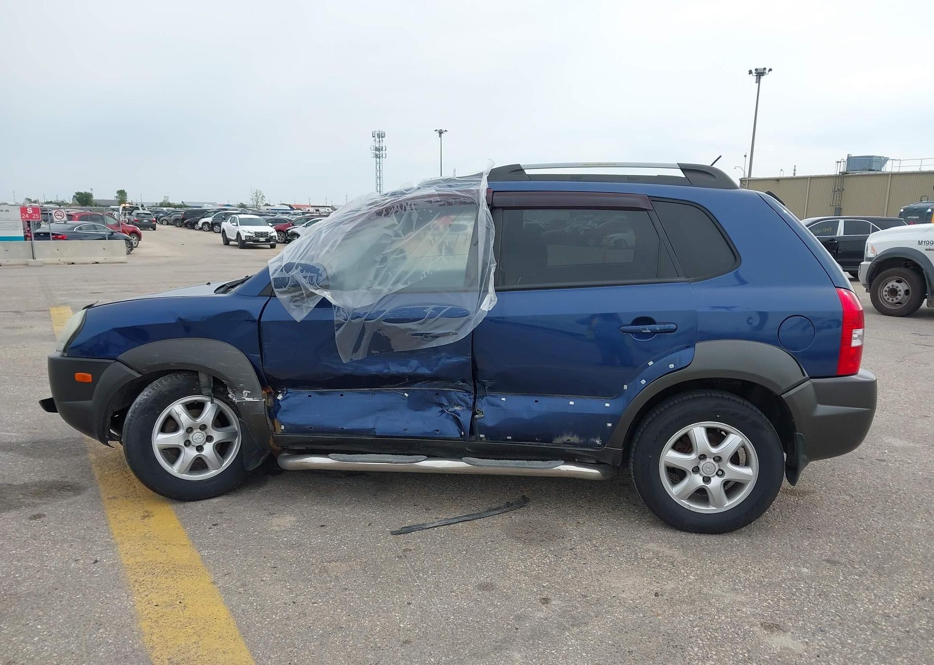 2005 HYUNDAI TUCSON GL V6