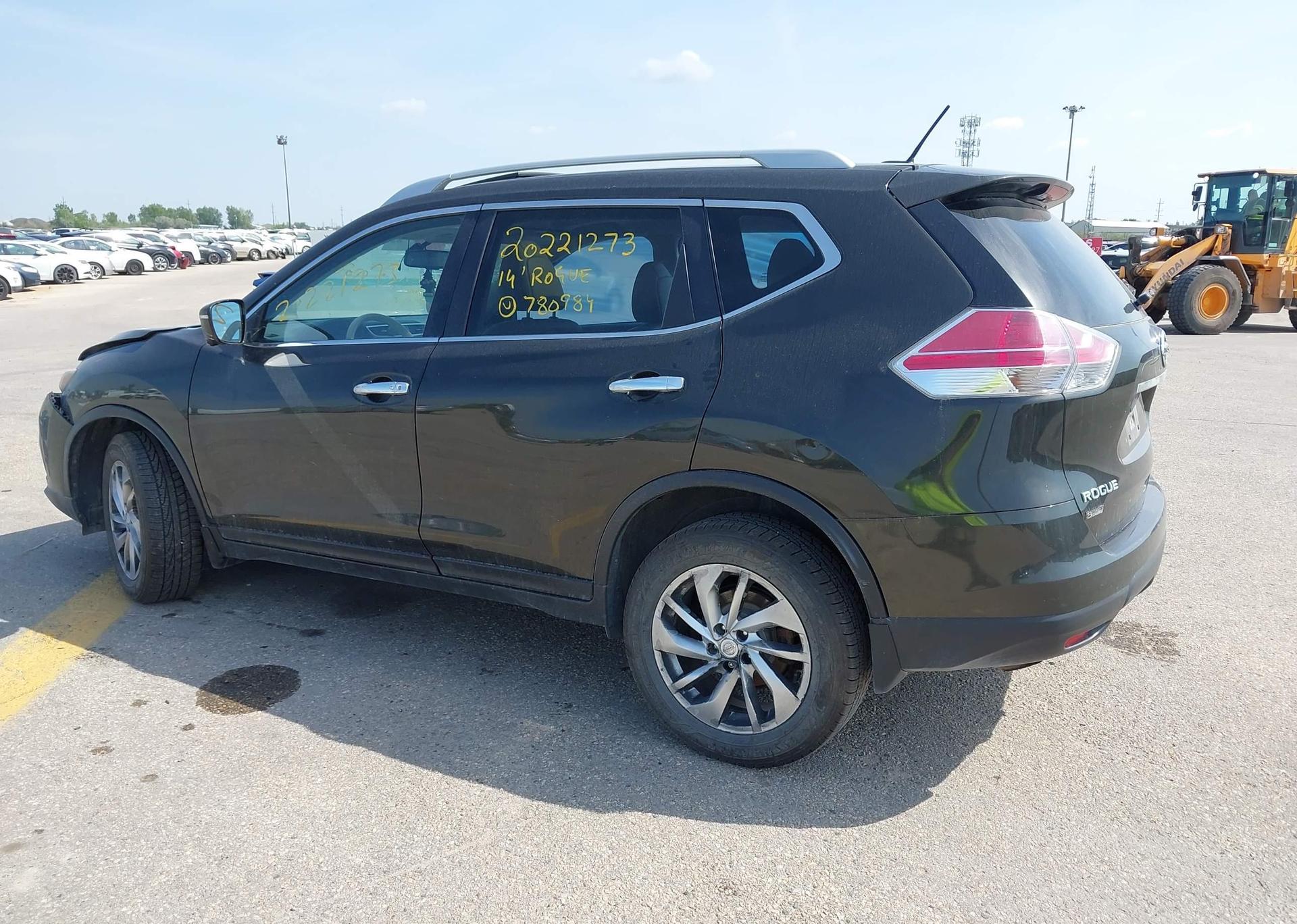 2014 NISSAN ROGUE SL