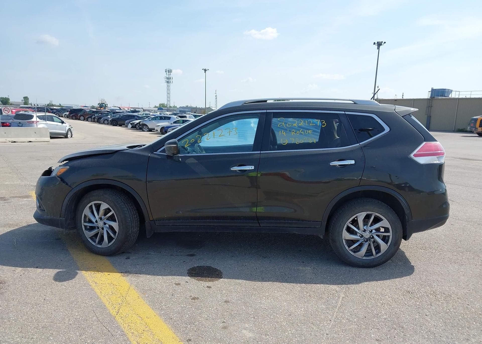 2014 NISSAN ROGUE SL
