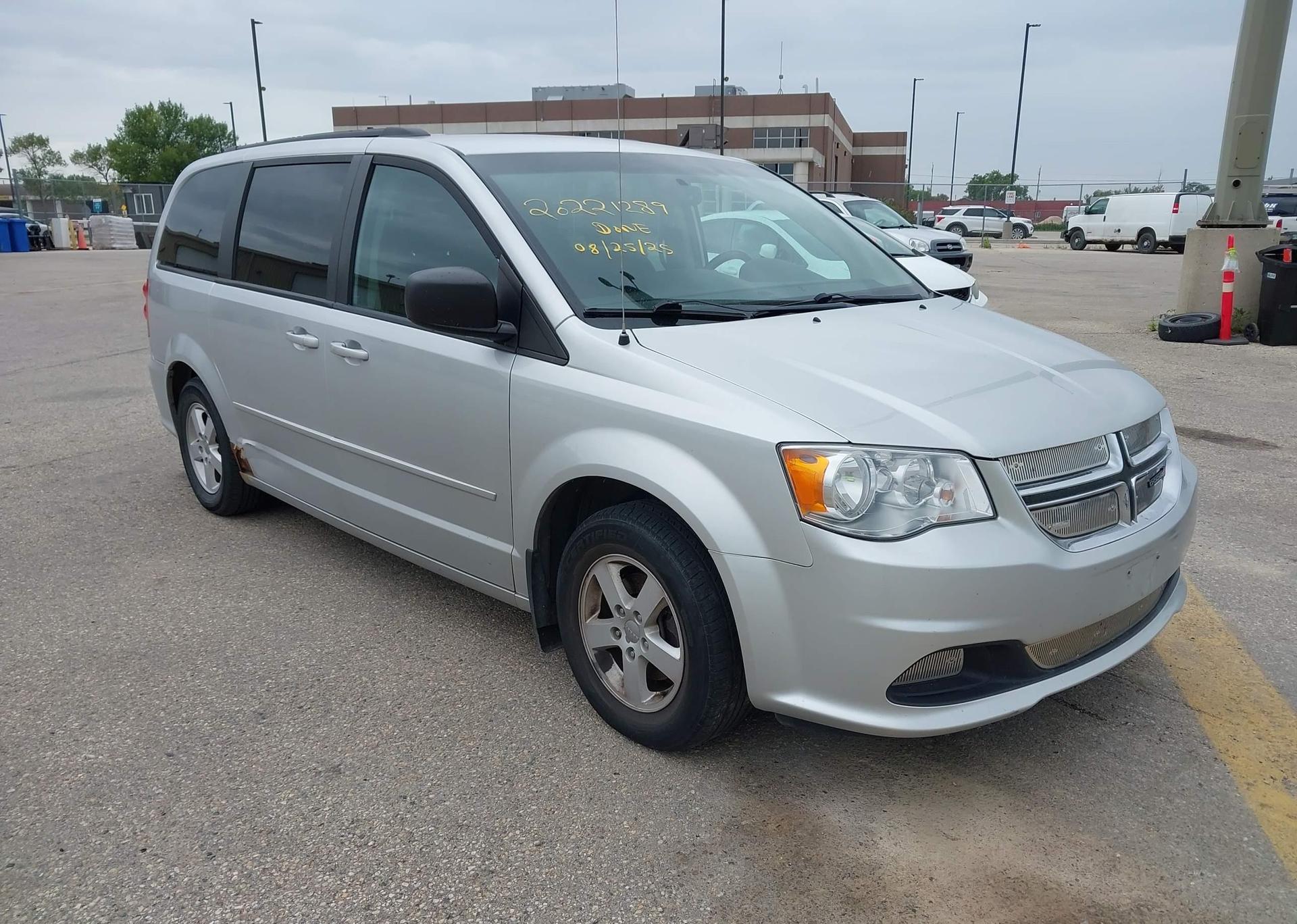 2011 DODGE GRAND CARAVAN SXT