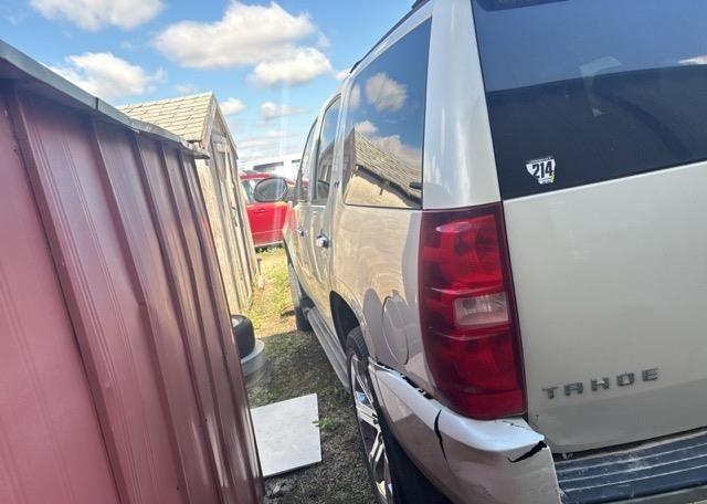 2011 CHEVROLET TAHOE LTZ