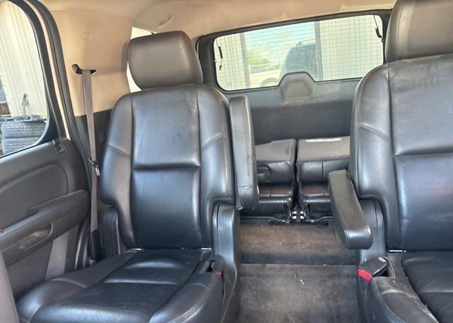 2011 CHEVROLET TAHOE LTZ