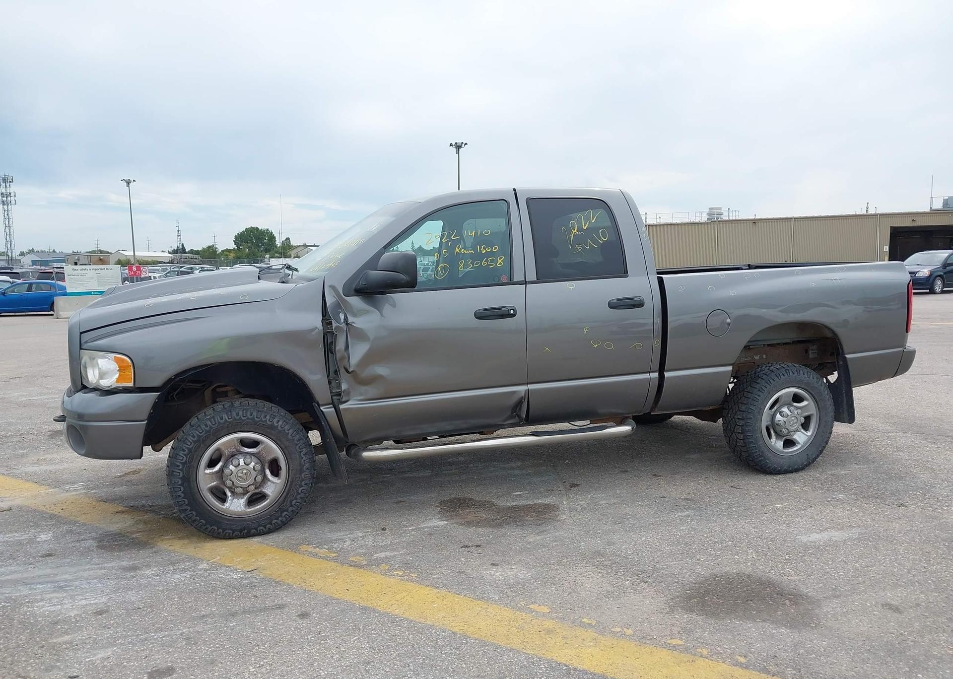 2005 DODGE RAM 2500 QUAD CAB